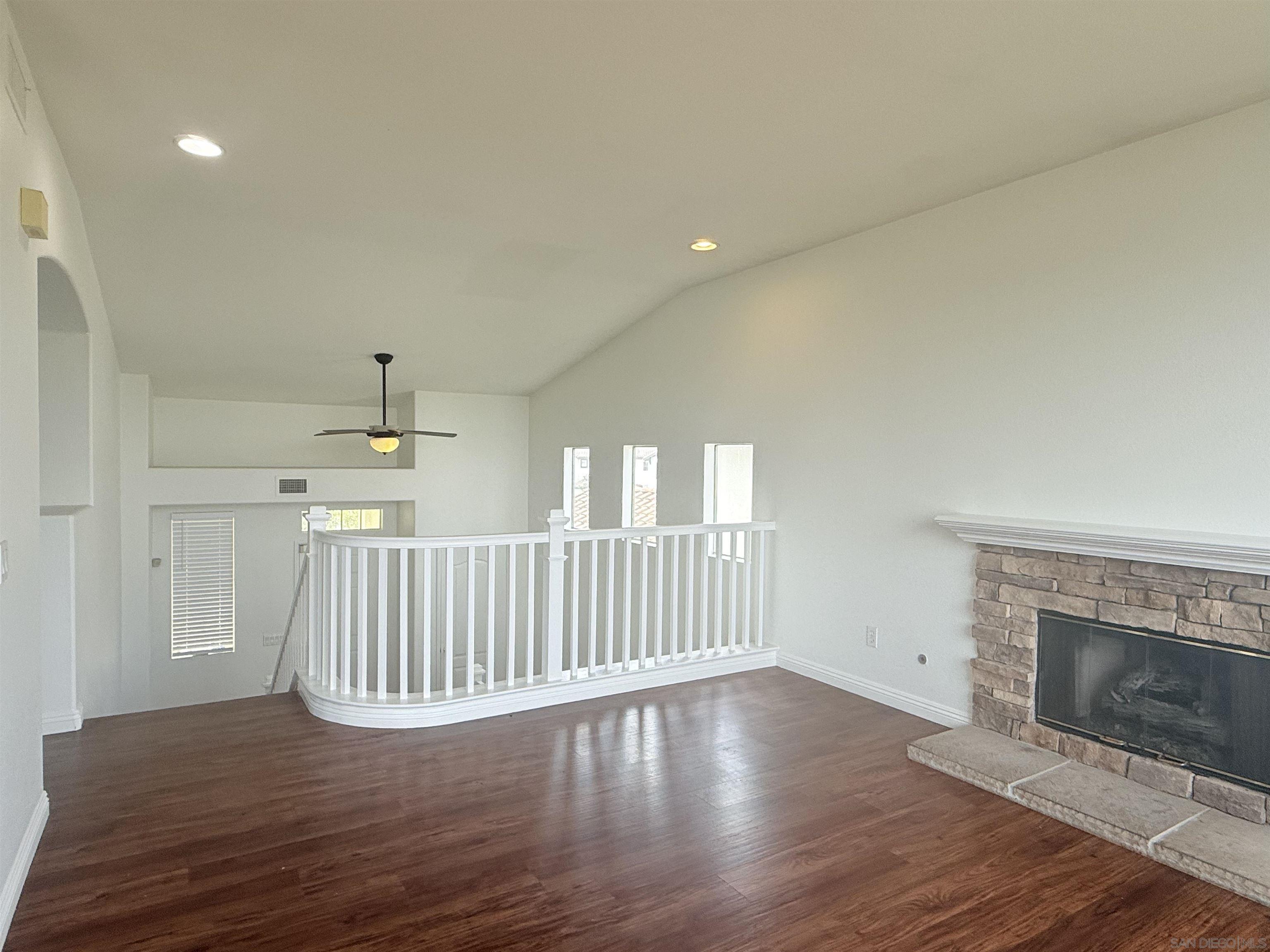 Detail Gallery Image 10 of 26 For 1420  Sapphire Dr, Carlsbad,  CA 92011 - 5 Beds | 3 Baths