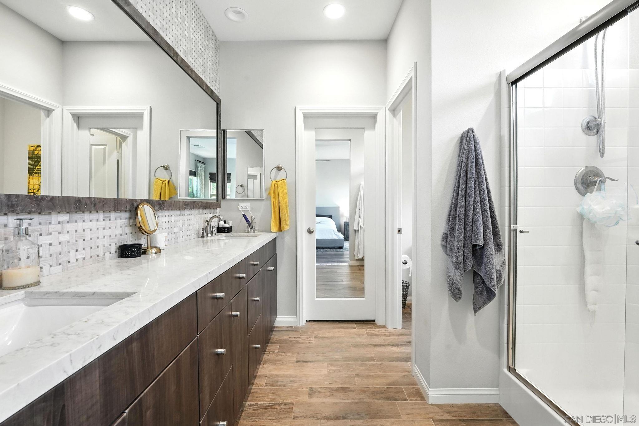 Detail Gallery Image 11 of 32 For 1035  Sea Glass Way, San Diego,  CA 92154 - 3 Beds | 2/1 Baths