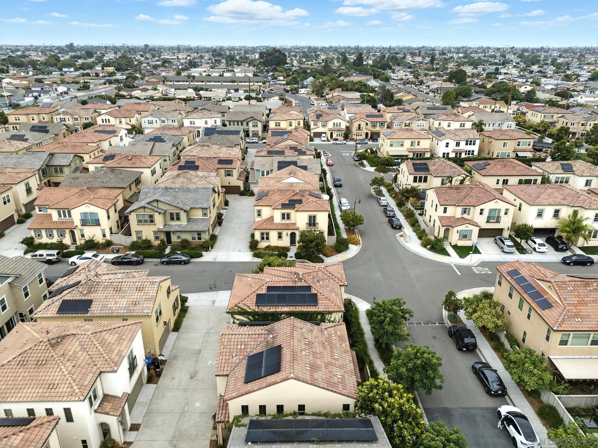 Detail Gallery Image 25 of 32 For 1035  Sea Glass Way, San Diego,  CA 92154 - 3 Beds | 2/1 Baths