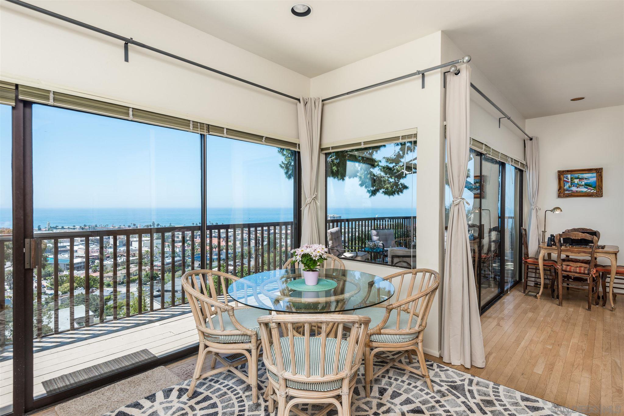 Detail Gallery Image 12 of 33 For 7556  Pepita Way, La Jolla,  CA 92037 - 3 Beds | 2/1 Baths