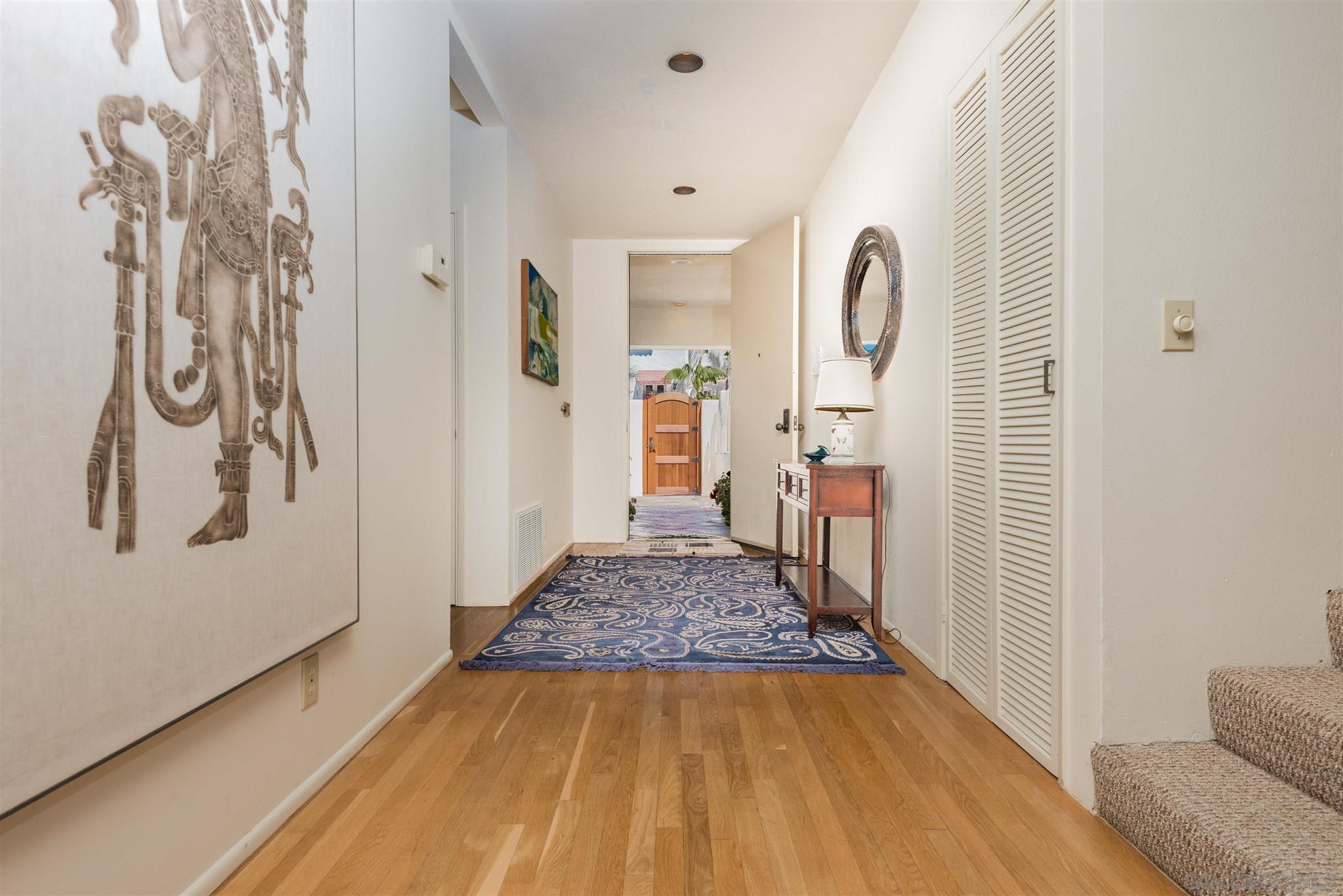 Detail Gallery Image 17 of 33 For 7556  Pepita Way, La Jolla,  CA 92037 - 3 Beds | 2/1 Baths