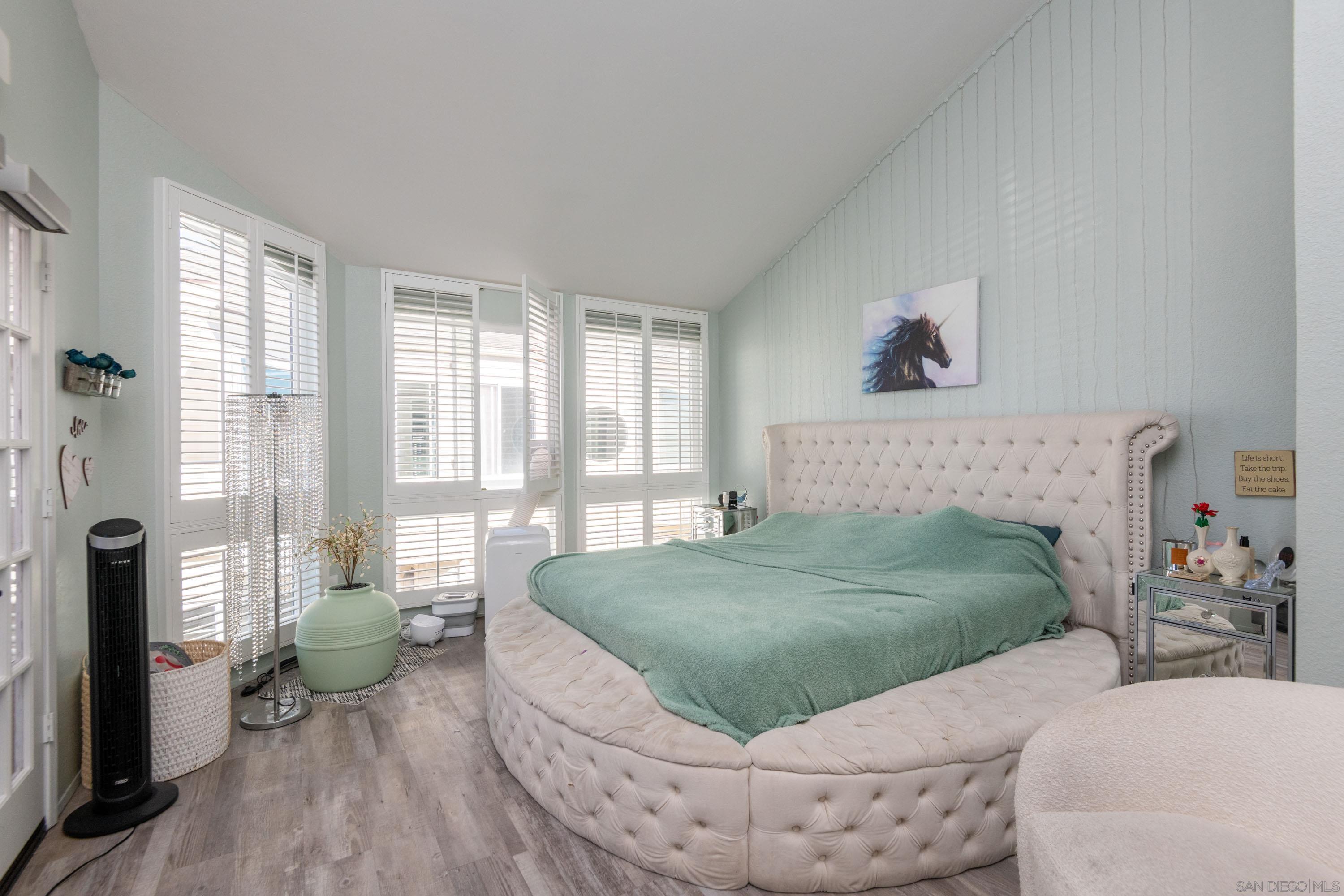 Detail Gallery Image 13 of 33 For 7585  Eads  a,  La Jolla,  CA 92037 - 3 Beds | 2/1 Baths