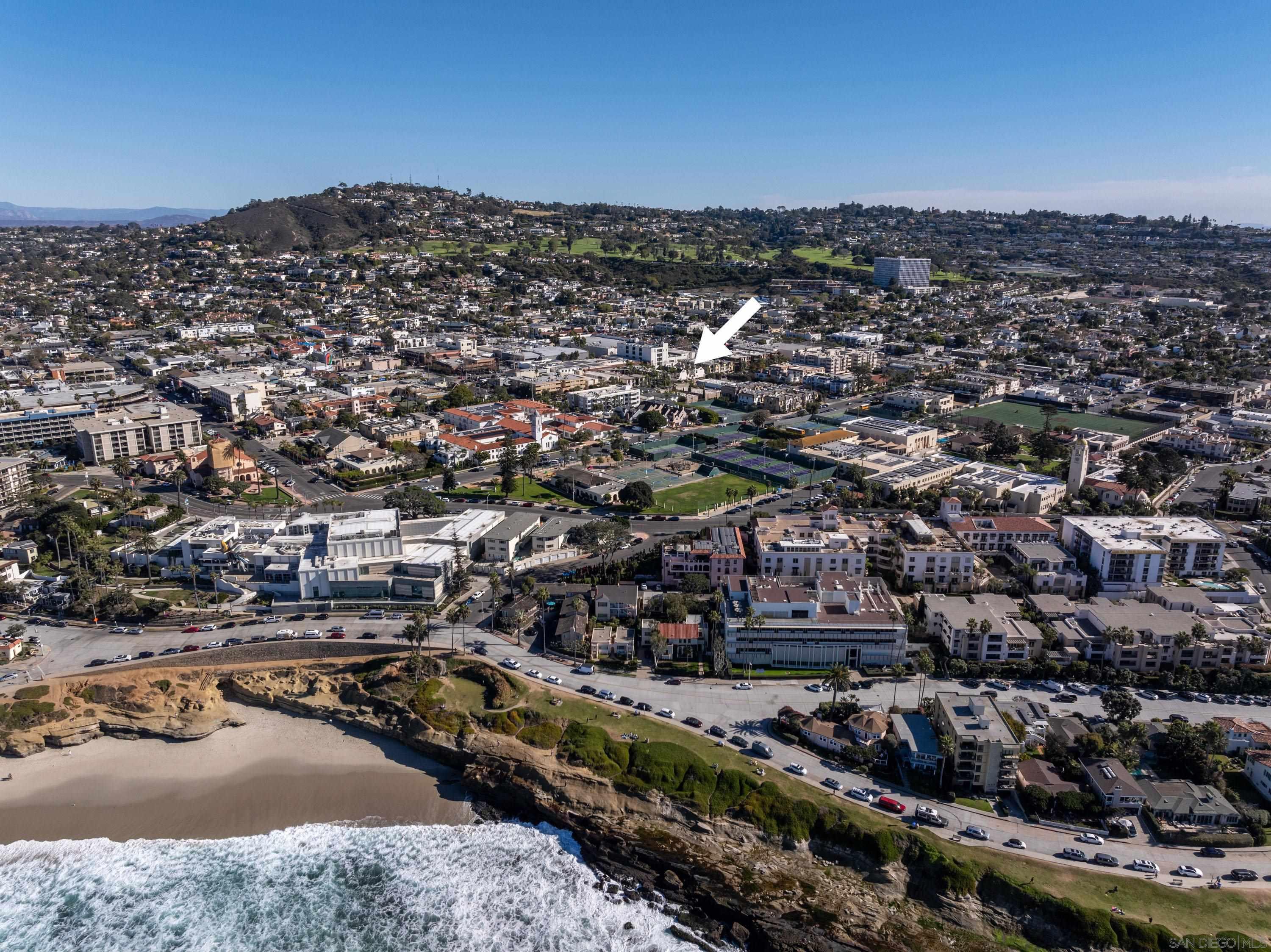 Detail Gallery Image 28 of 33 For 7585  Eads  a,  La Jolla,  CA 92037 - 3 Beds | 2/1 Baths