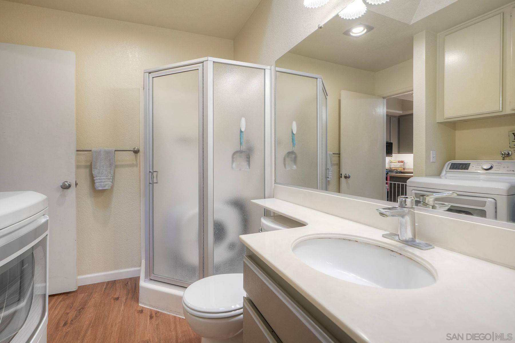 Detail Gallery Image 25 of 35 For 1007  Howard Avenue  #42,  Escondido,  CA 92029 - 2 Beds | 2 Baths