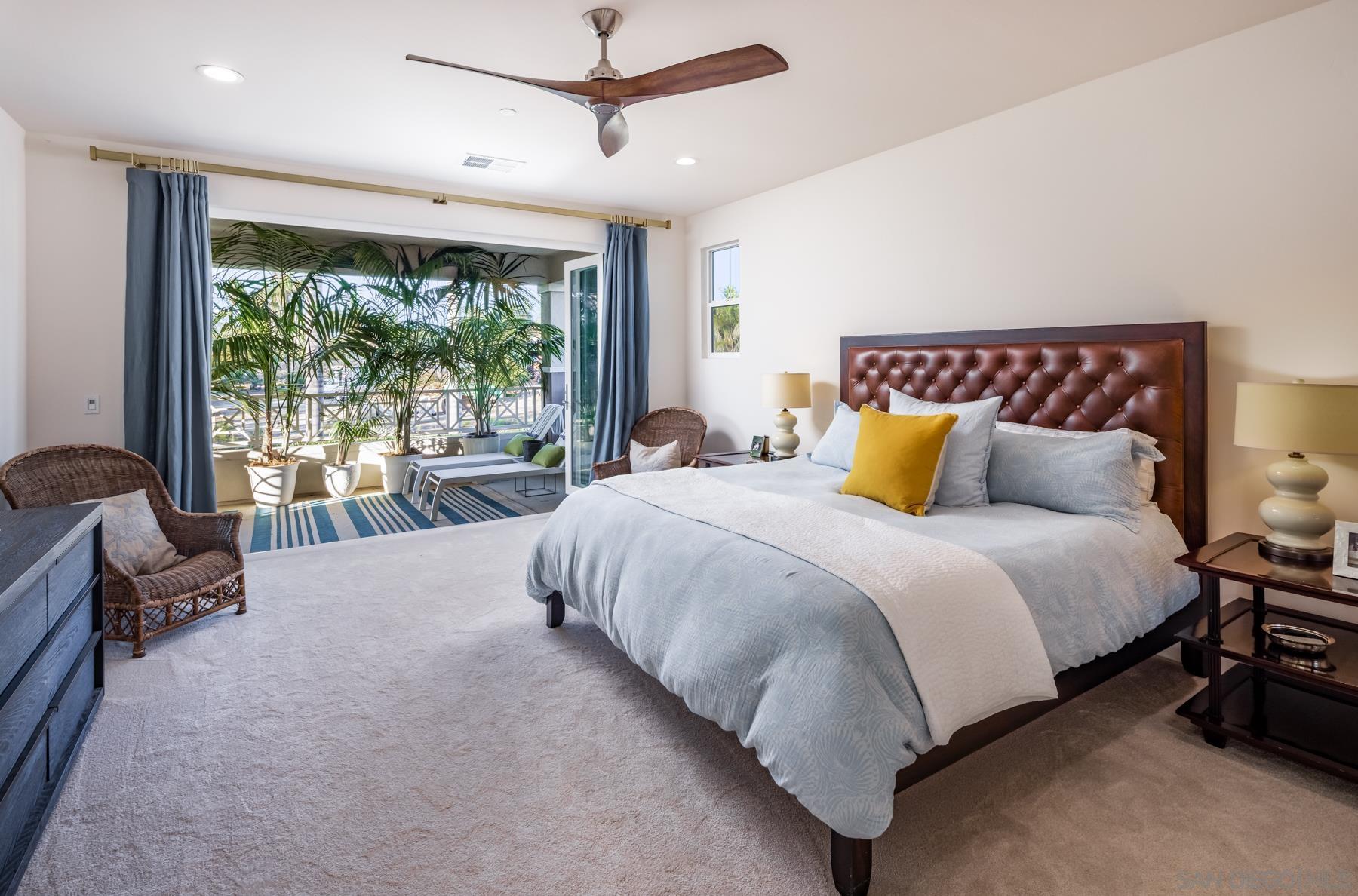 Detail Gallery Image 15 of 25 For 939  Moonstone Ct, Encinitas,  CA 92024 - 5 Beds | 4/1 Baths