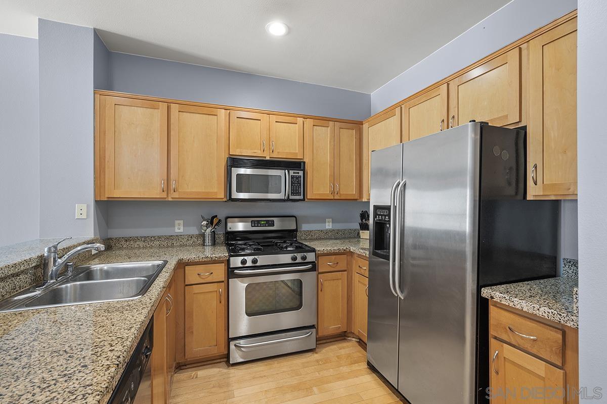 Detail Gallery Image 11 of 33 For 450  J Street  #7071,  San Diego,  CA 92101 - 2 Beds | 2 Baths
