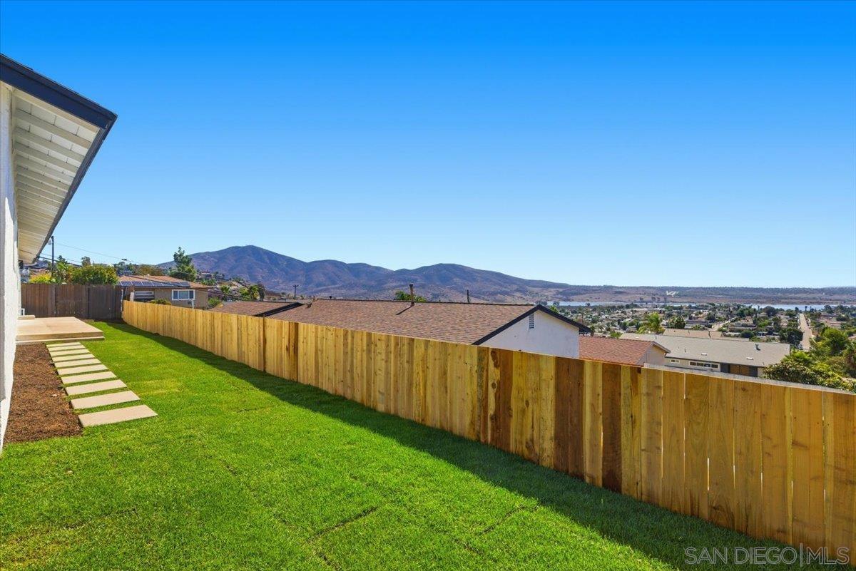 Detail Gallery Image 5 of 27 For 1214  Maria Ave, Spring Valley,  CA 91977 - 4 Beds | 2 Baths