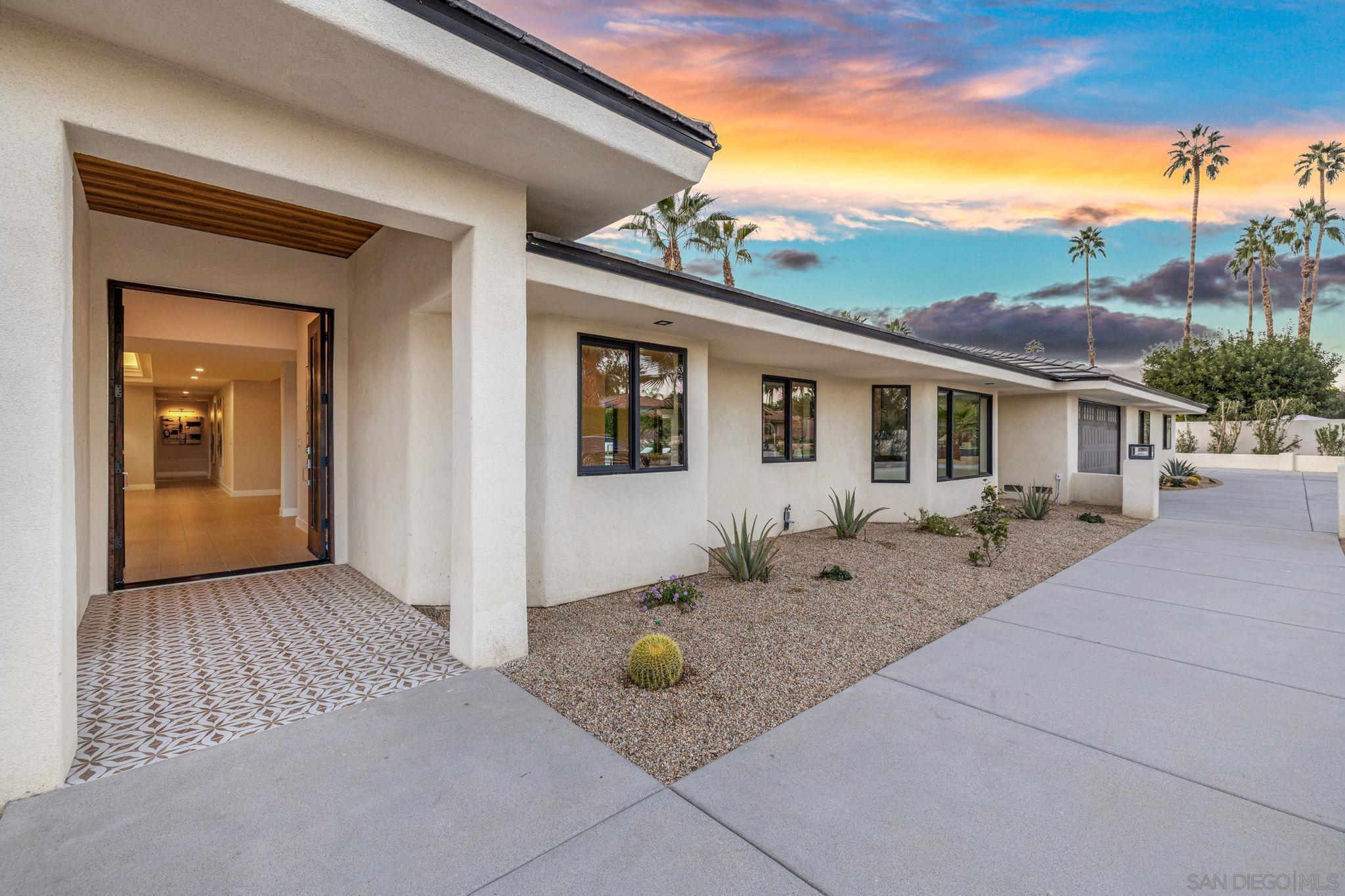 Detail Gallery Image 4 of 75 For 72400  Rancho Rd, Rancho Mirage,  CA 92270 - 5 Beds | 5 Baths