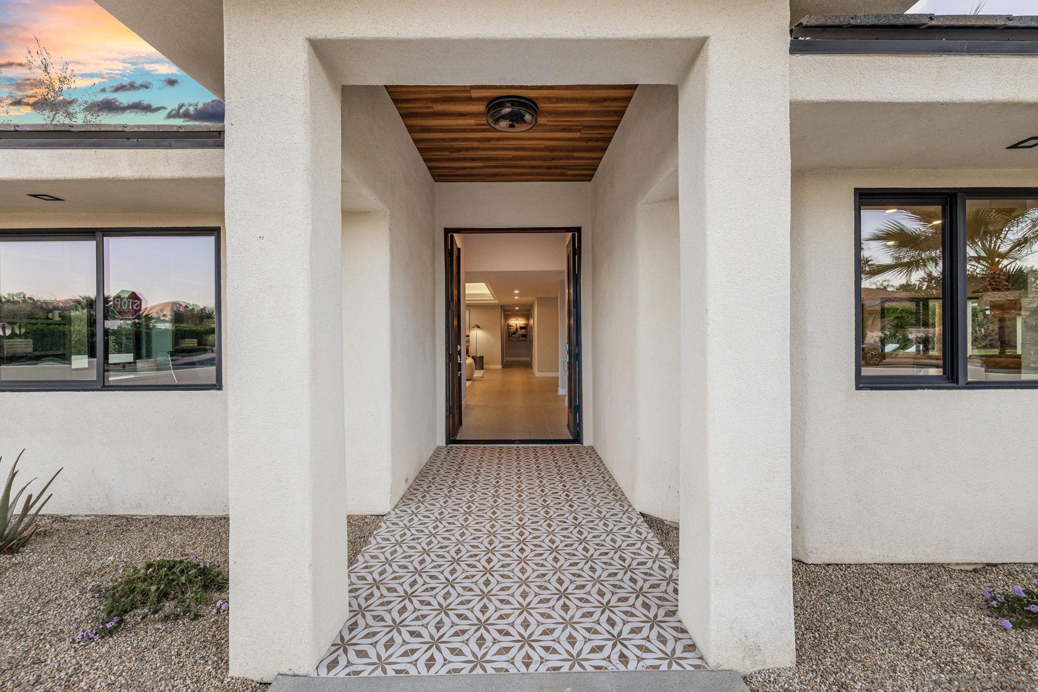 Detail Gallery Image 5 of 75 For 72400  Rancho Rd, Rancho Mirage,  CA 92270 - 5 Beds | 5 Baths