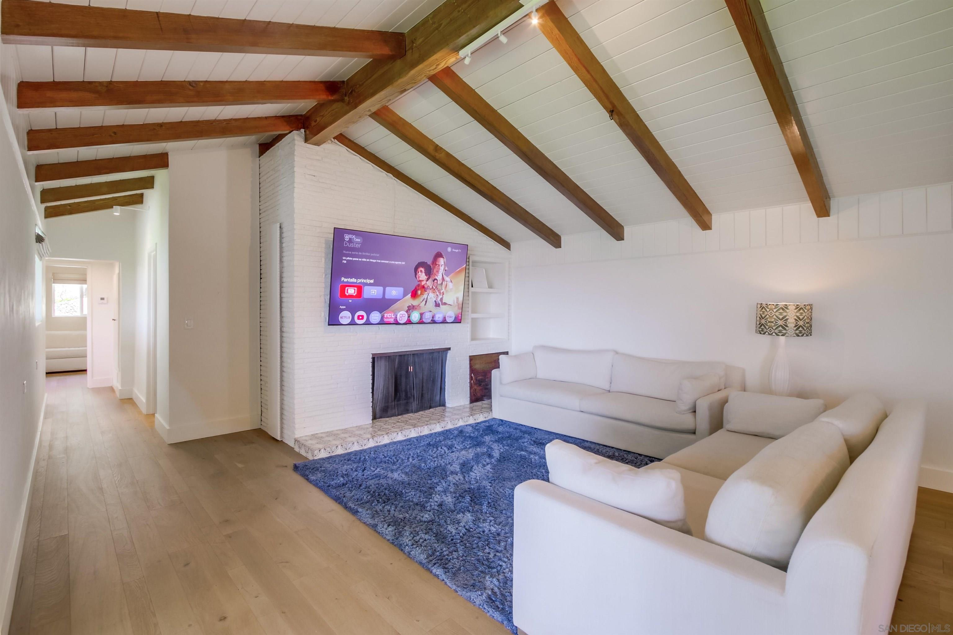 Detail Gallery Image 7 of 75 For 4242  Cosoy Way, San Diego,  CA 92103 - 4 Beds | 2 Baths