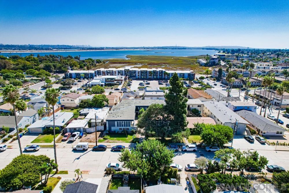 Detail Gallery Image 3 of 16 For 2125  Reed Avenue, San Diego,  CA 92109 - – Beds | – Baths