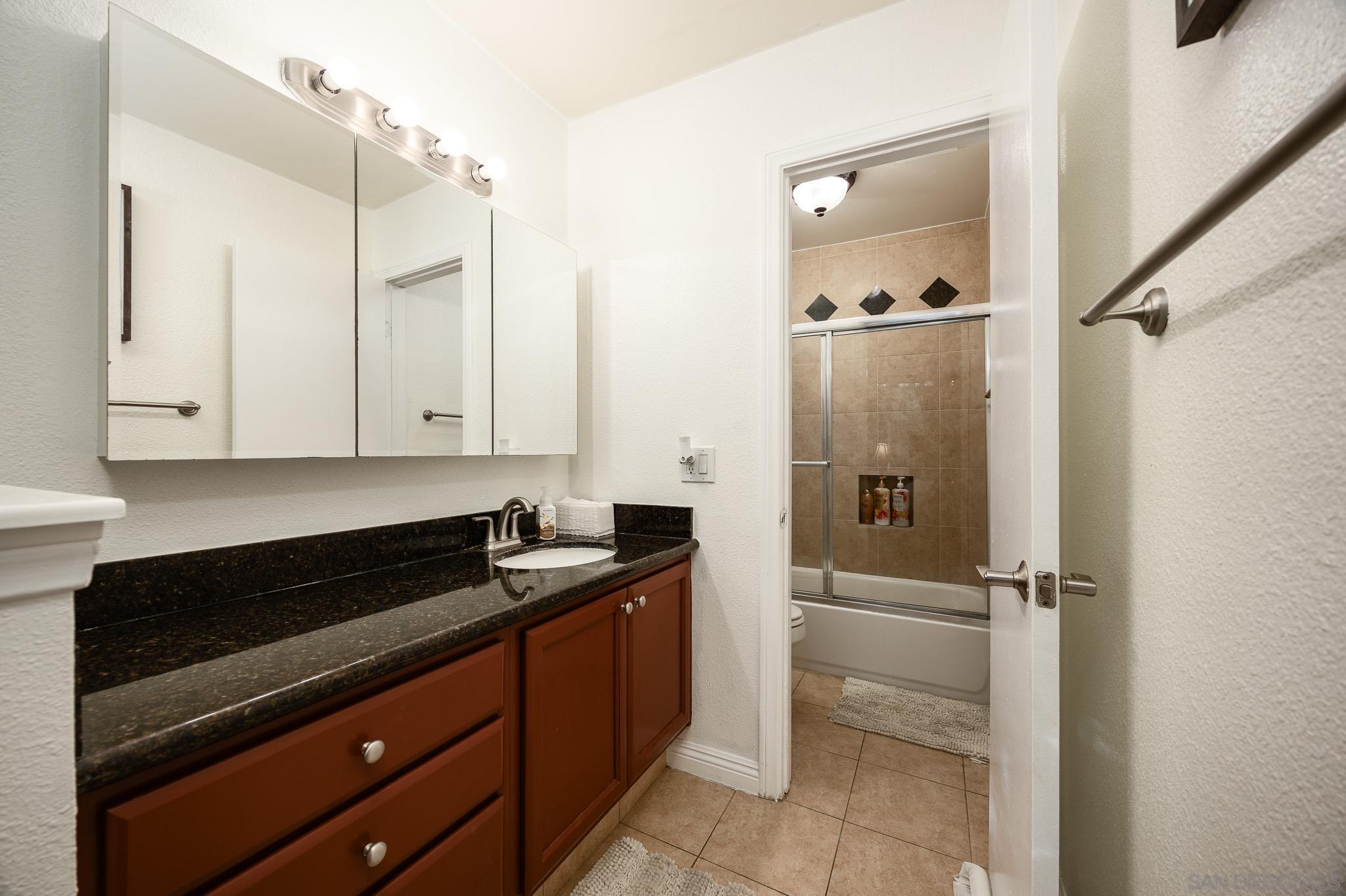 Detail Gallery Image 13 of 26 For 4860  Rolando Ct  #UNIT 52,  San Diego,  CA 92115 - 1 Beds | 1 Baths