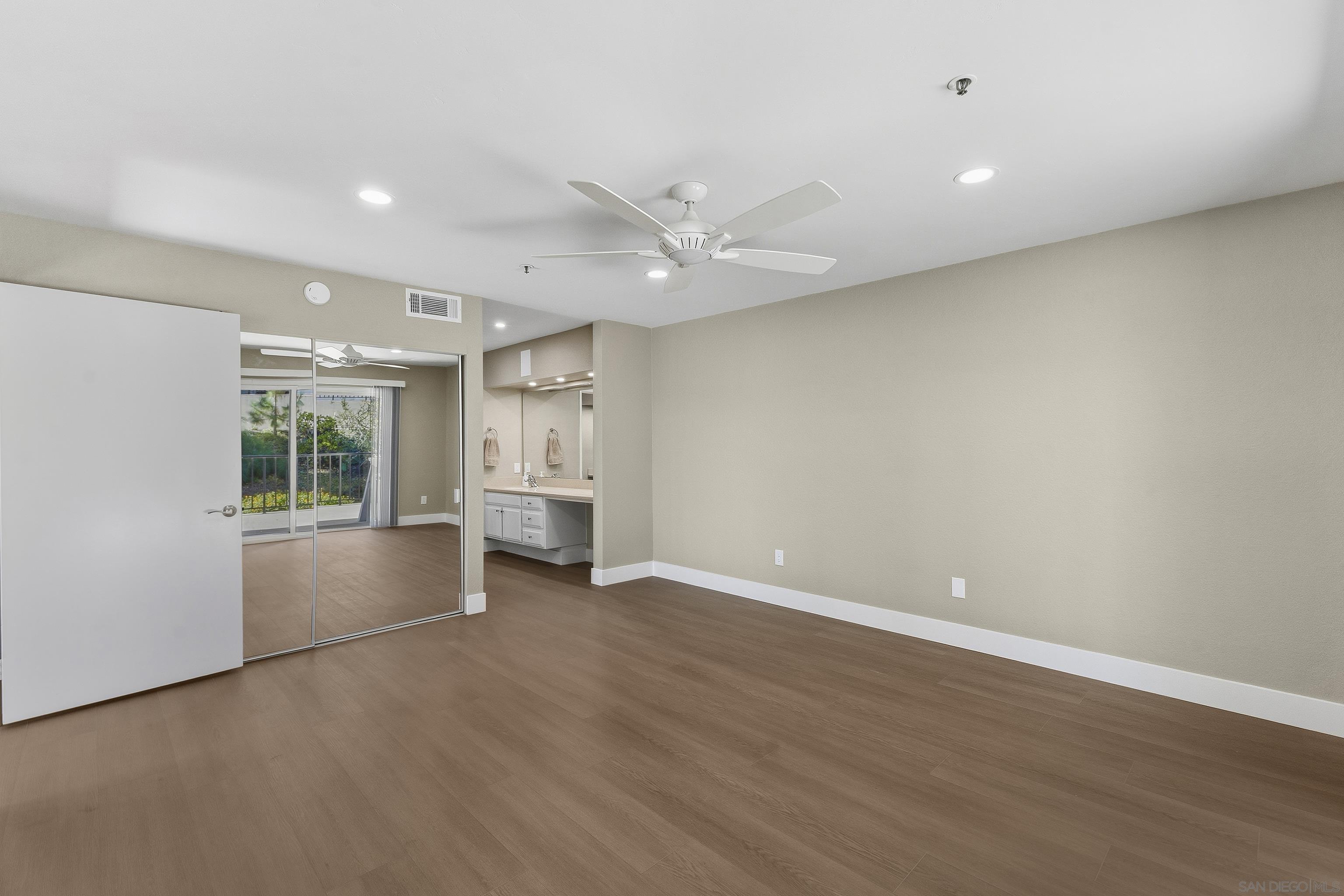 Detail Gallery Image 15 of 34 For 11233  Tierrasanta Blvd  13, San Diego,  CA 92124 - 1 Beds | 1/1 Baths