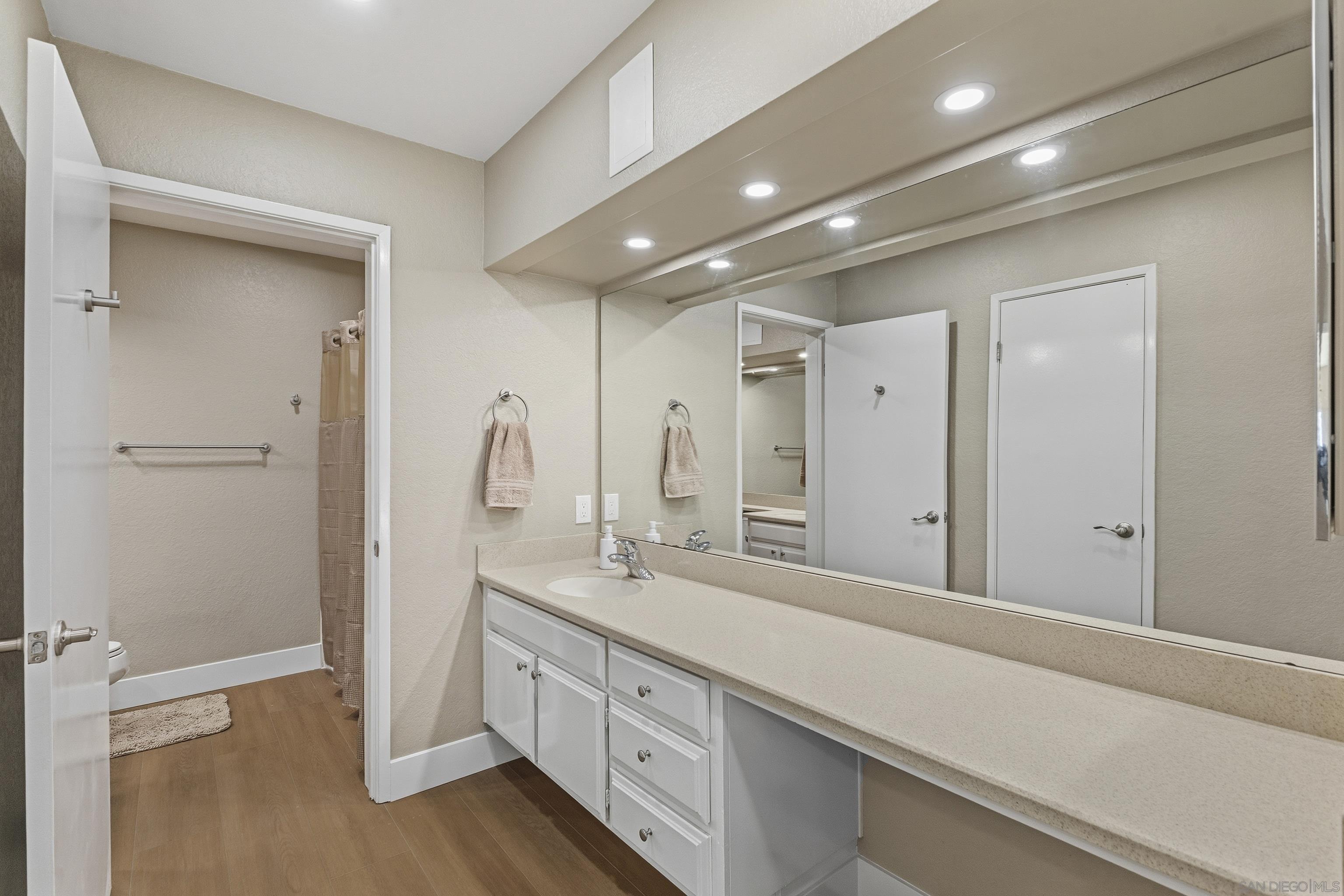 Detail Gallery Image 18 of 34 For 11233  Tierrasanta Blvd  13, San Diego,  CA 92124 - 1 Beds | 1/1 Baths