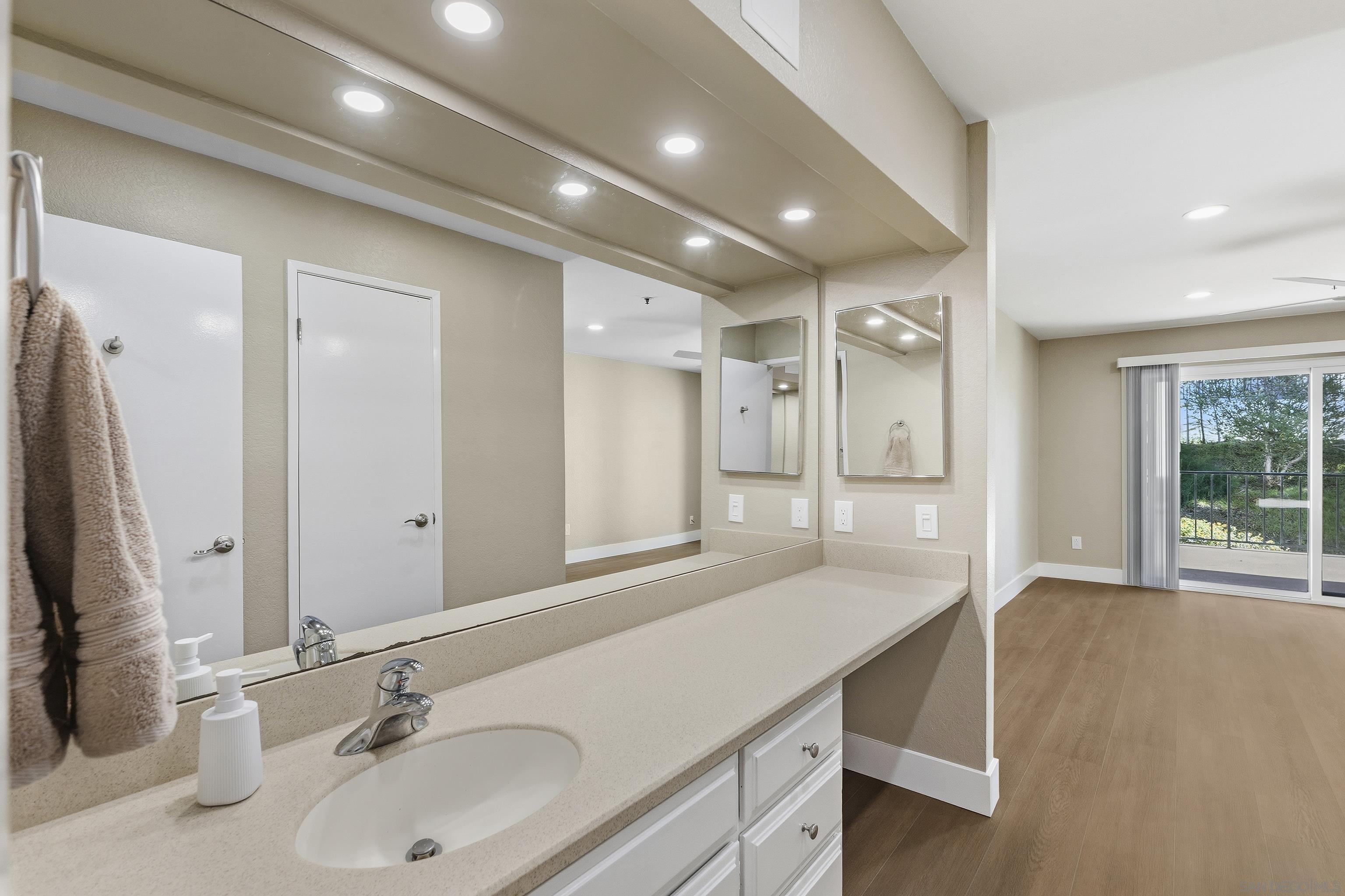 Detail Gallery Image 20 of 34 For 11233  Tierrasanta Blvd  13, San Diego,  CA 92124 - 1 Beds | 1/1 Baths