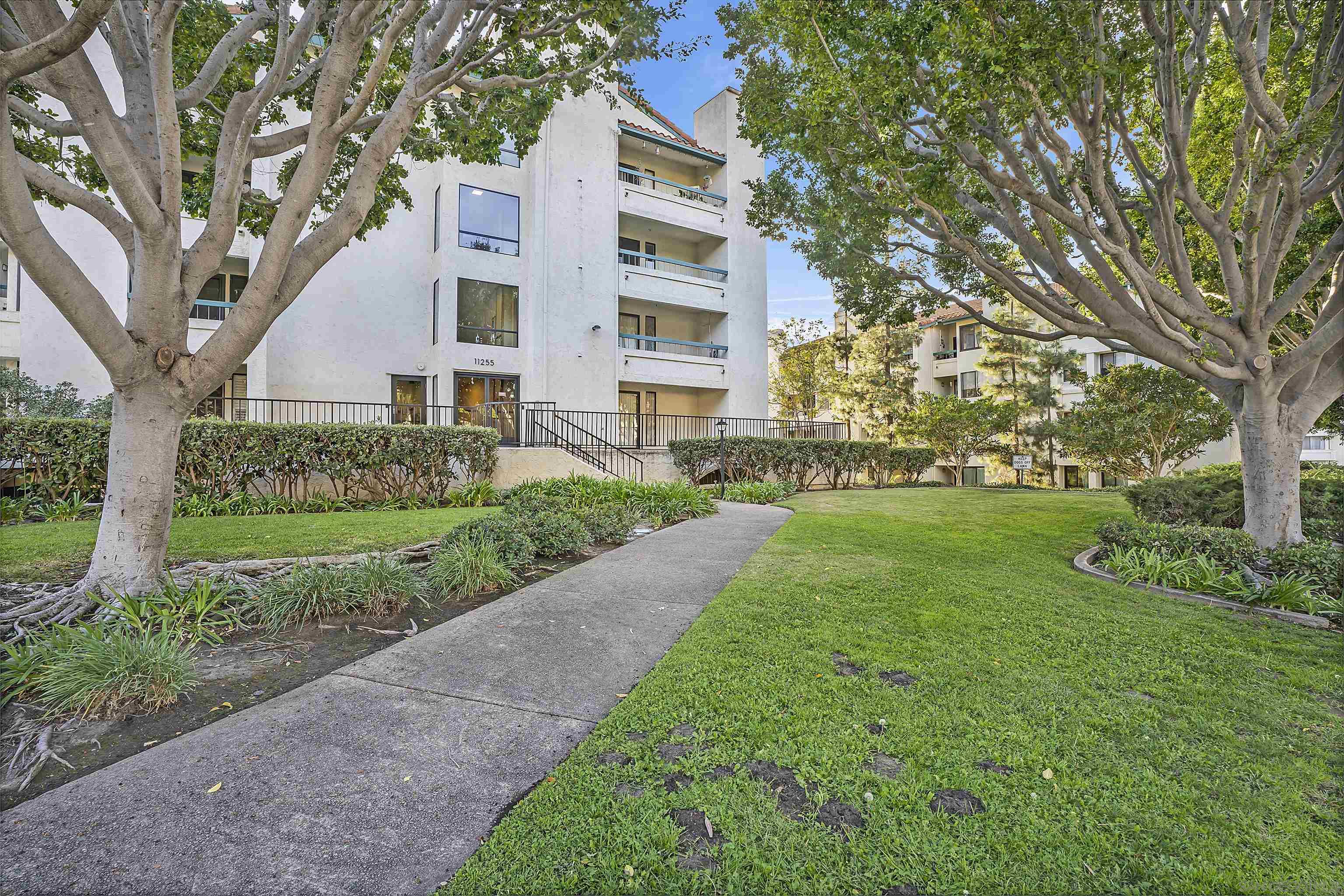 Detail Gallery Image 30 of 34 For 11233  Tierrasanta Blvd  13, San Diego,  CA 92124 - 1 Beds | 1/1 Baths