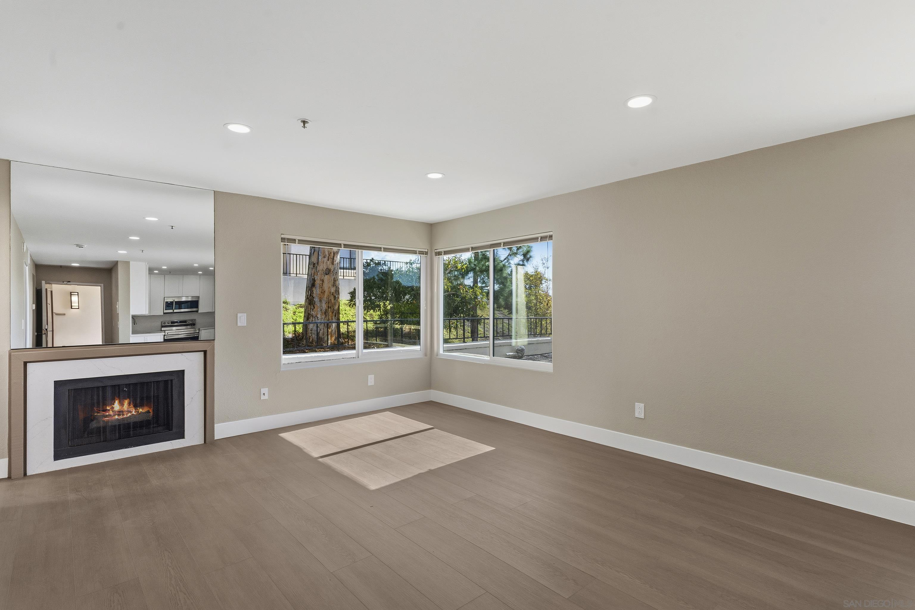 Detail Gallery Image 7 of 34 For 11233  Tierrasanta Blvd  13, San Diego,  CA 92124 - 1 Beds | 1/1 Baths