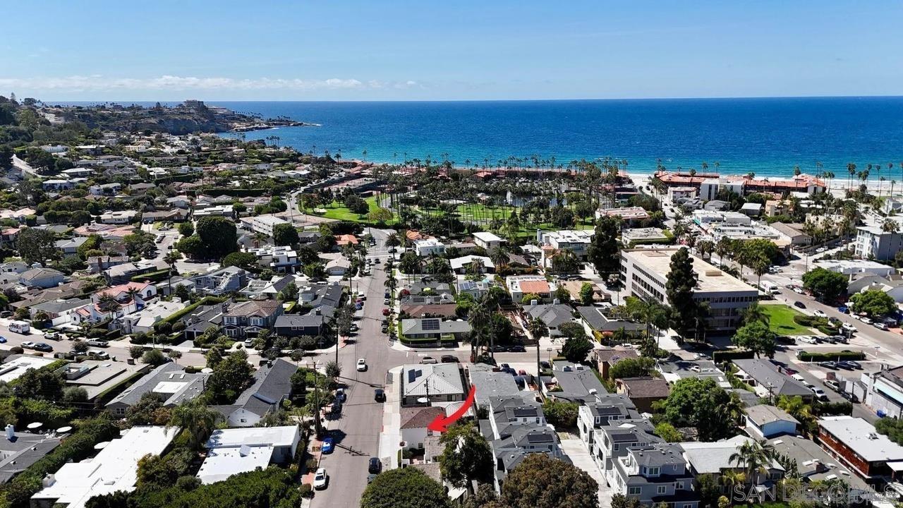 Front Image Thumbnail for SD250041978