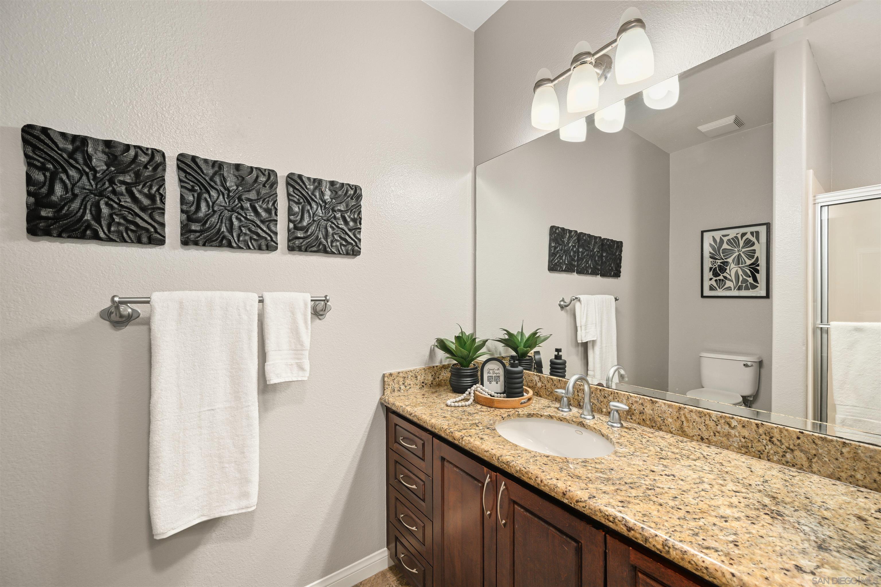 Detail Gallery Image 12 of 20 For 3877  Pell Place  #108,  San Diego,  CA 92130 - 2 Beds | 2 Baths