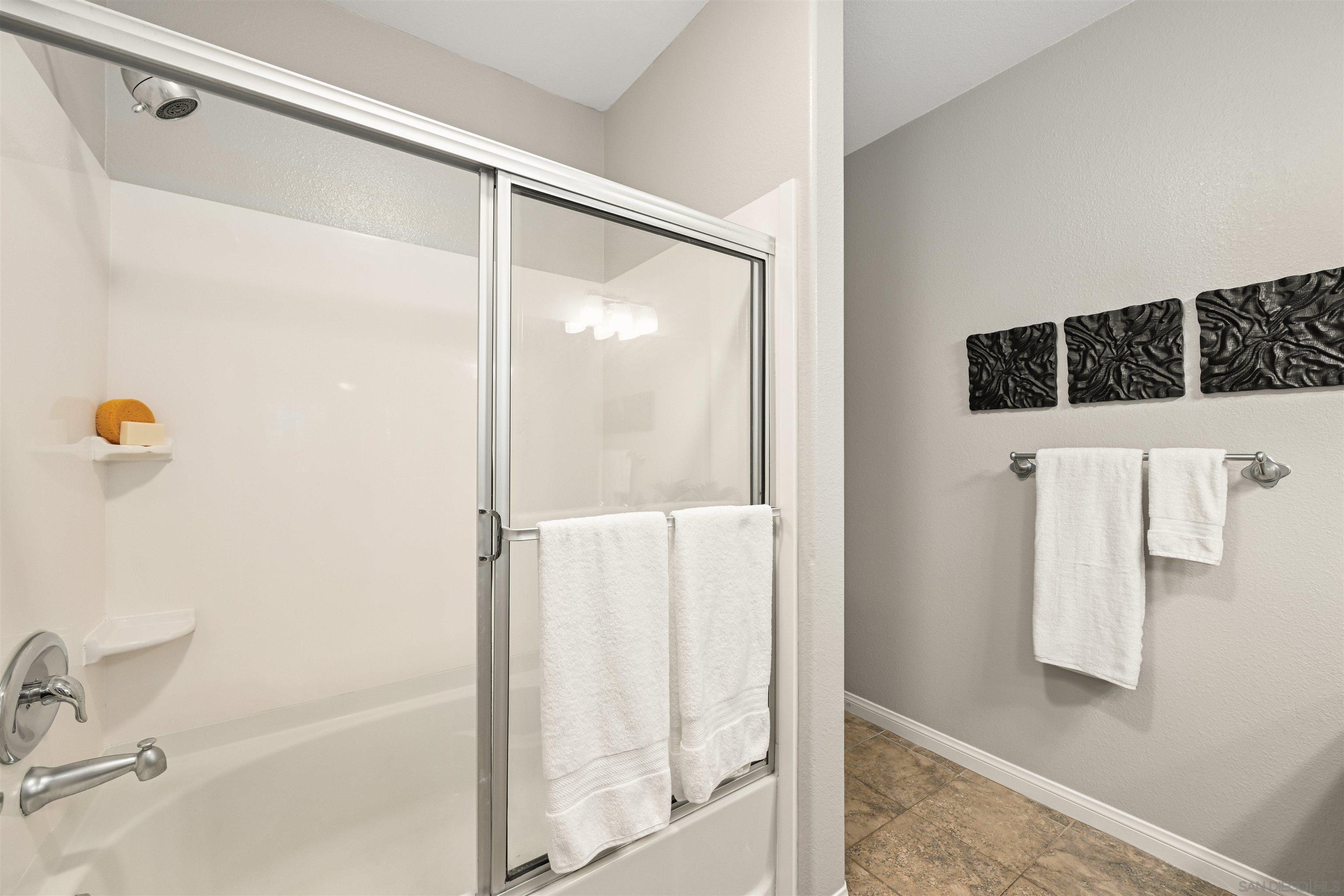 Detail Gallery Image 12 of 19 For 3877  Pell Place  #108,  San Diego,  CA 92130 - 2 Beds | 2 Baths
