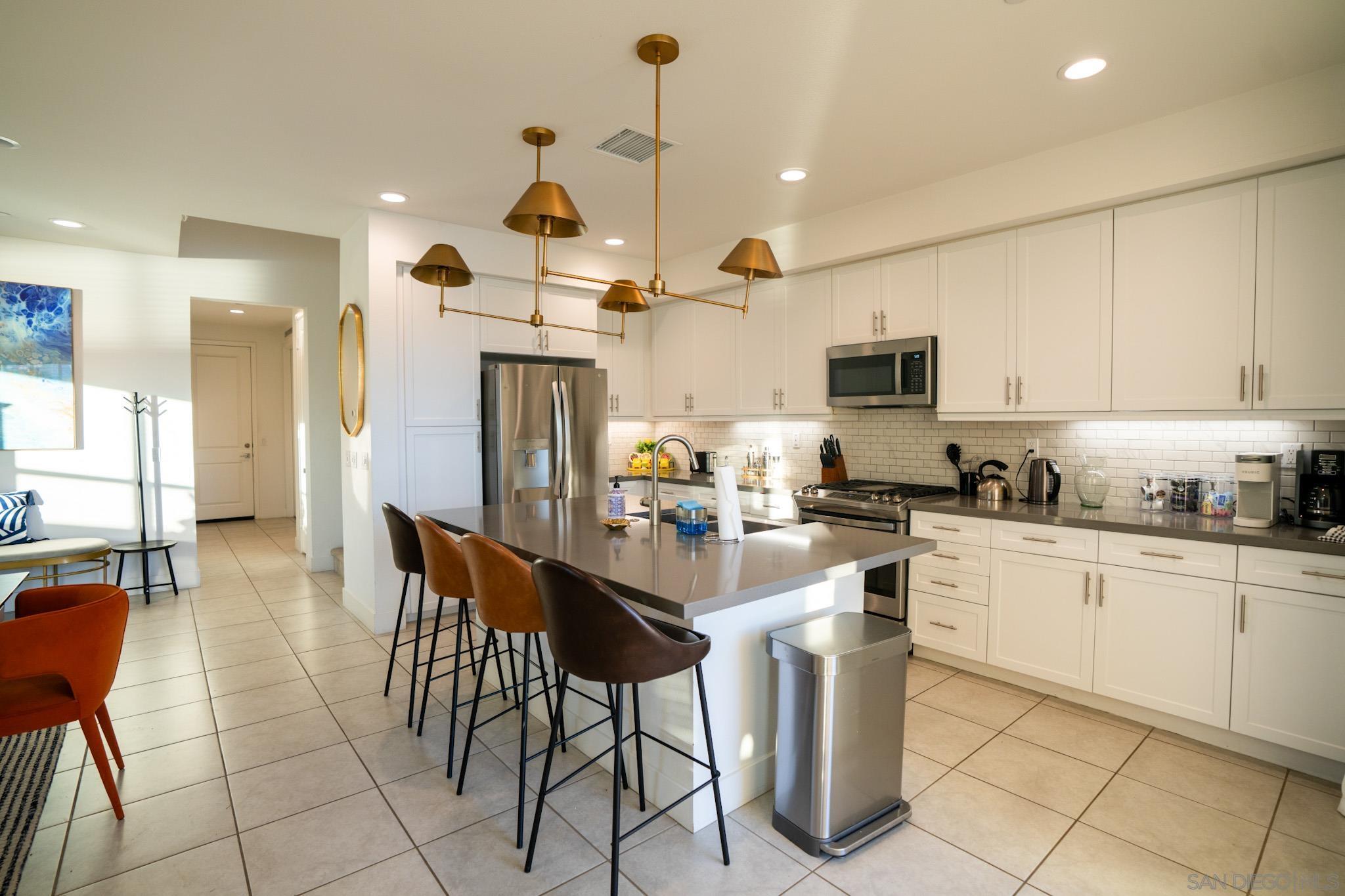 Detail Gallery Image 23 of 29 For 84645  Litorale Ct, Indio,  CA 92203 - 4 Beds | 3/1 Baths