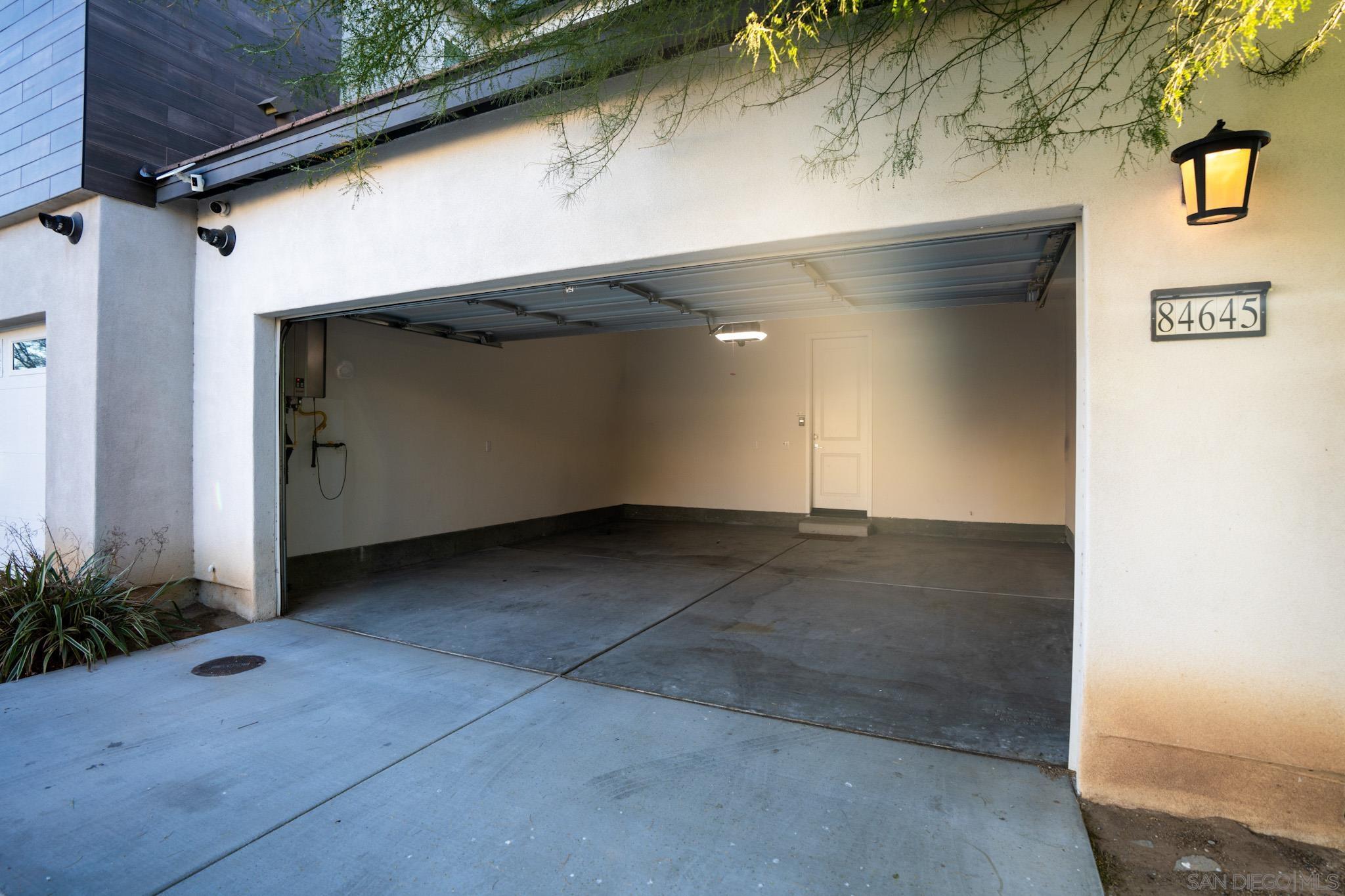 Detail Gallery Image 24 of 29 For 84645  Litorale Ct, Indio,  CA 92203 - 4 Beds | 3/1 Baths