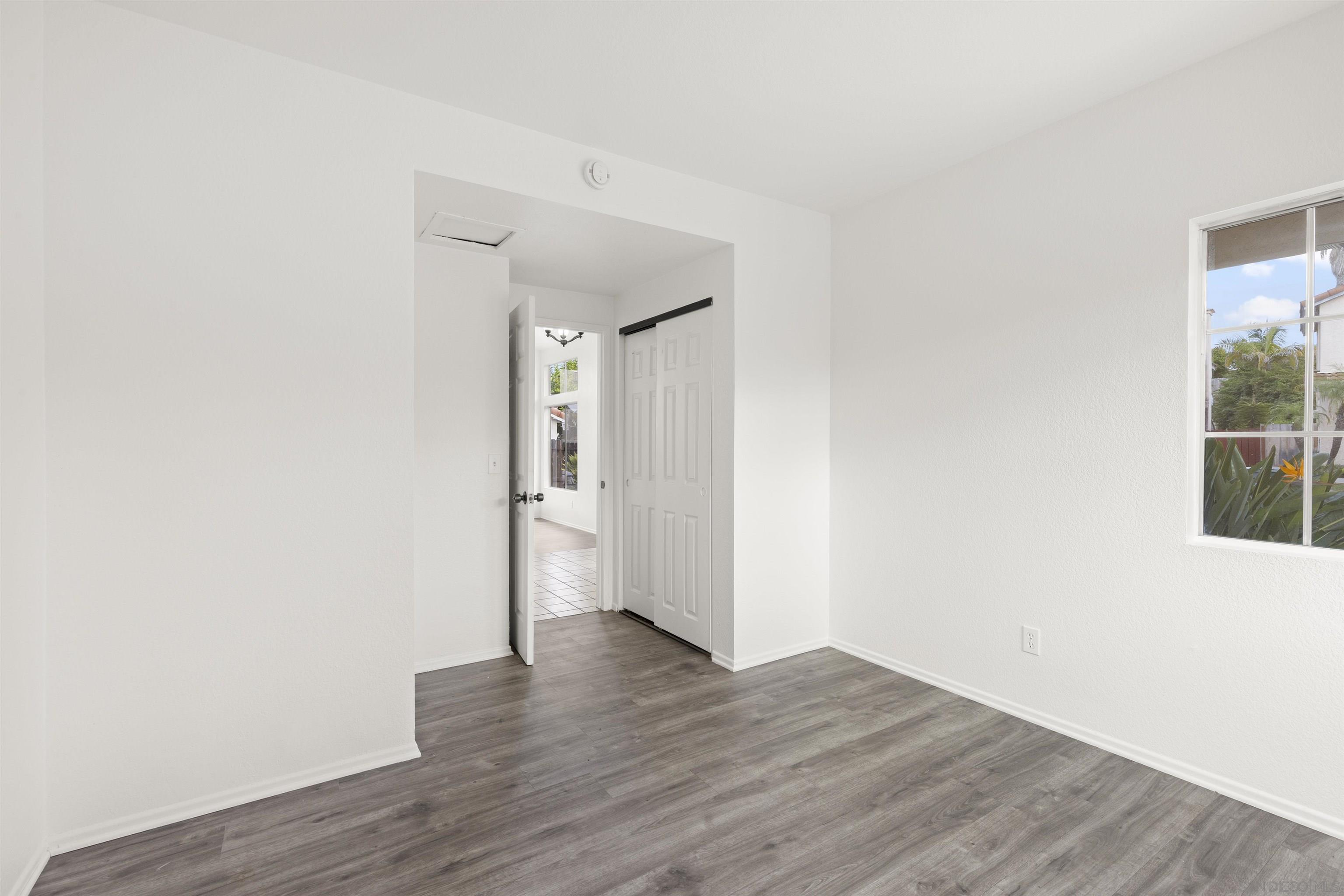 Detail Gallery Image 18 of 39 For 300  Paseo Marguerita, Vista,  CA 92084 - 4 Beds | 3 Baths