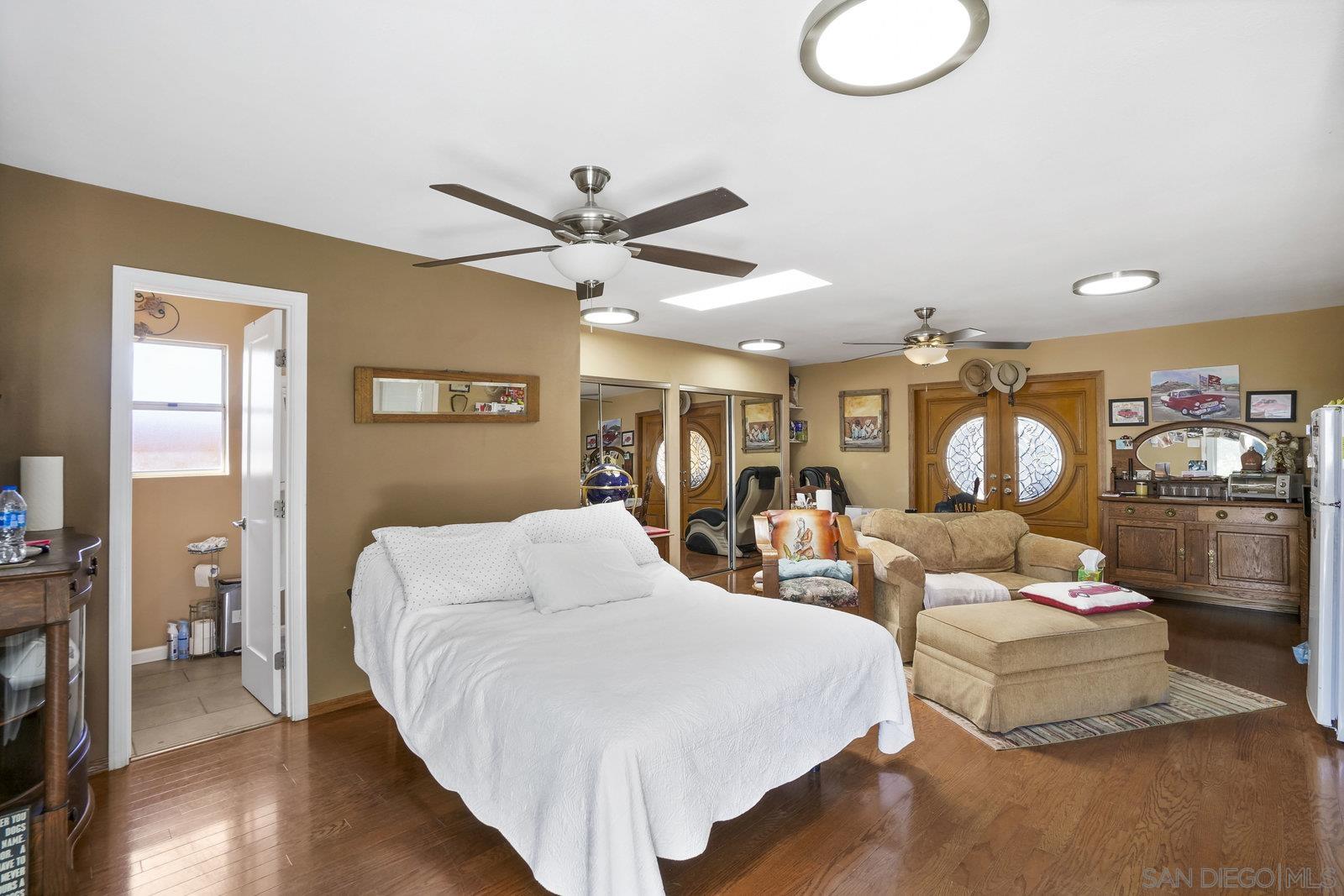 Detail Gallery Image 19 of 29 For 3320  C St, San Diego,  CA 92102 - – Beds | – Baths