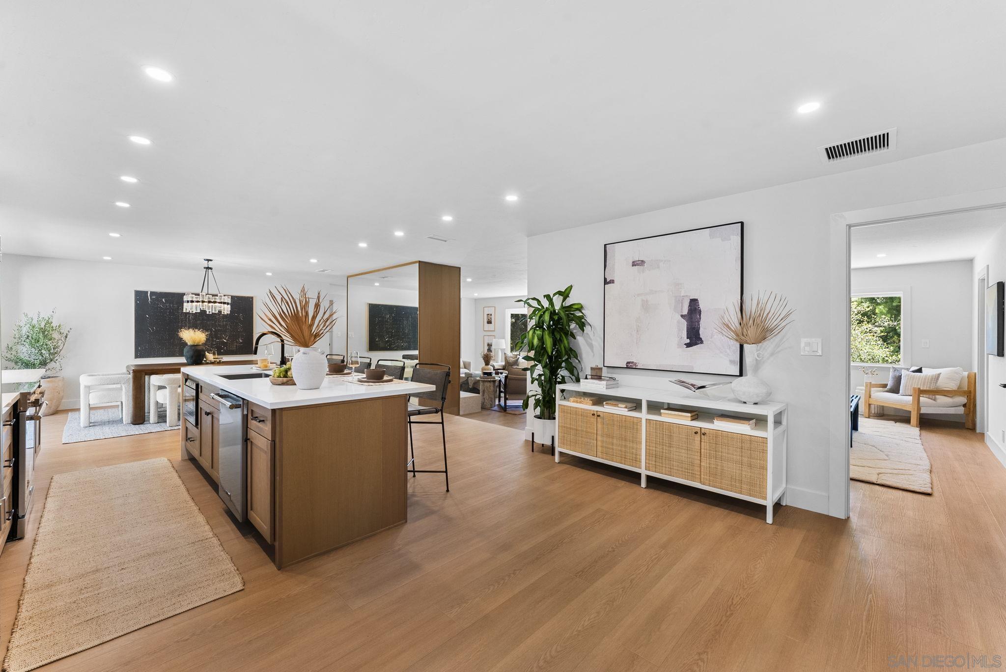 Detail Gallery Image 9 of 47 For 12830  Avenida La Valencia, Poway,  CA 92064 - 4 Beds | 3 Baths