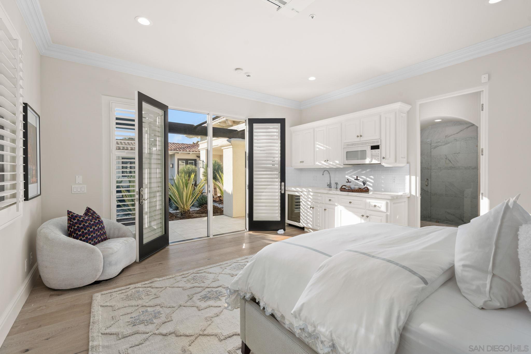 Detail Gallery Image 35 of 41 For 5986  Greensview Ct, Rancho Santa Fe,  CA 92067 - 6 Beds | 5/1 Baths