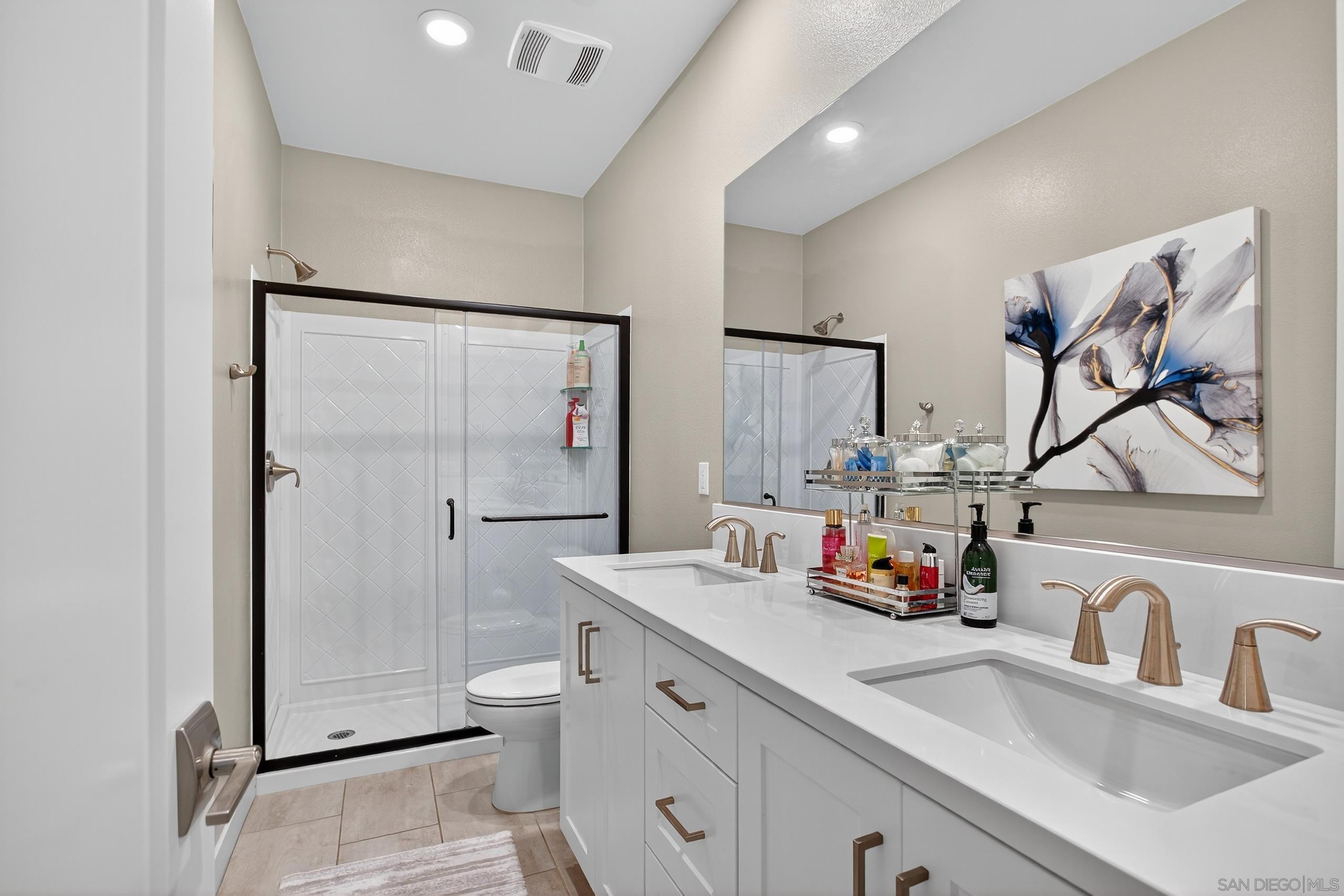 Detail Gallery Image 25 of 54 For 1733  Artemisia Ct, Carlsbad,  CA 92011 - 5 Beds | 4/1 Baths
