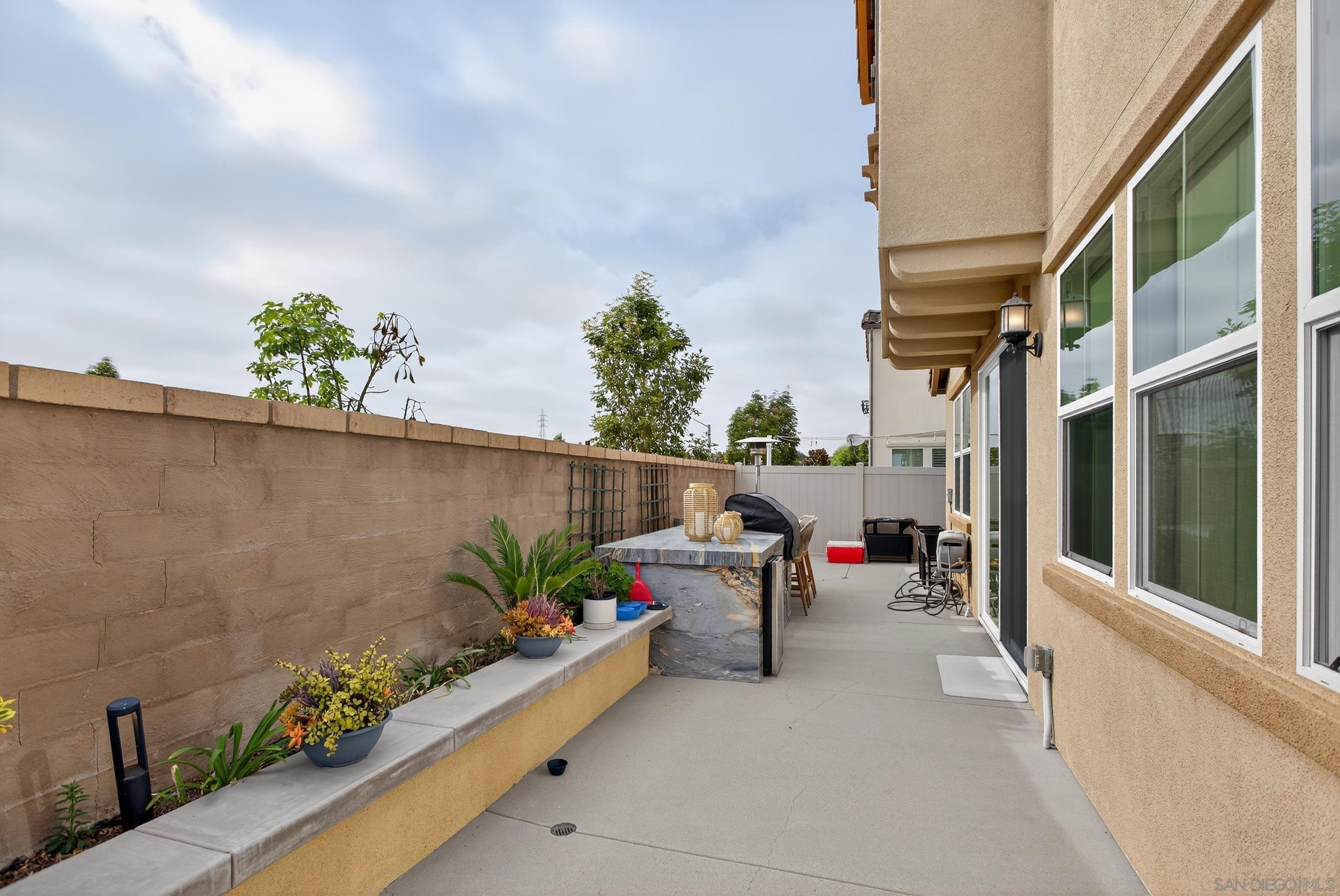 Detail Gallery Image 37 of 54 For 1733  Artemisia Ct, Carlsbad,  CA 92011 - 5 Beds | 4/1 Baths