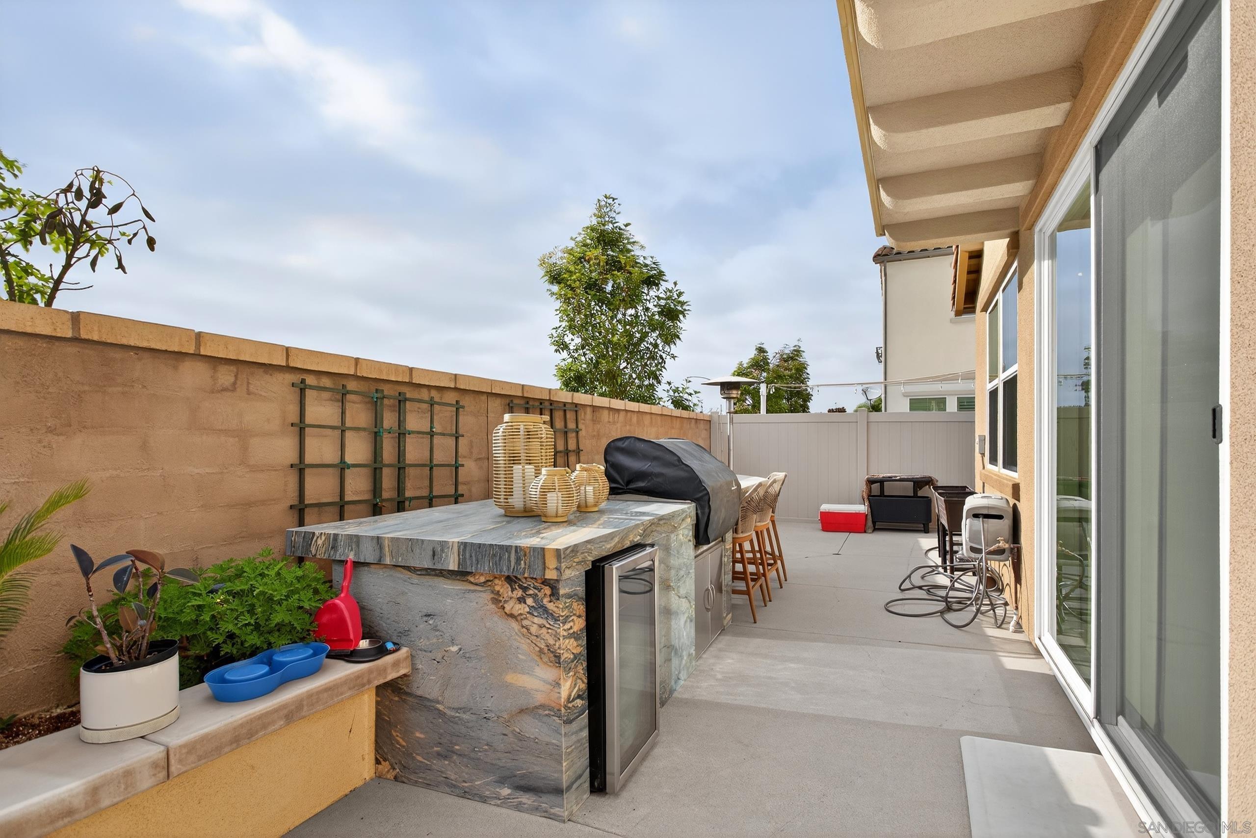 Detail Gallery Image 38 of 54 For 1733  Artemisia Ct, Carlsbad,  CA 92011 - 5 Beds | 4/1 Baths