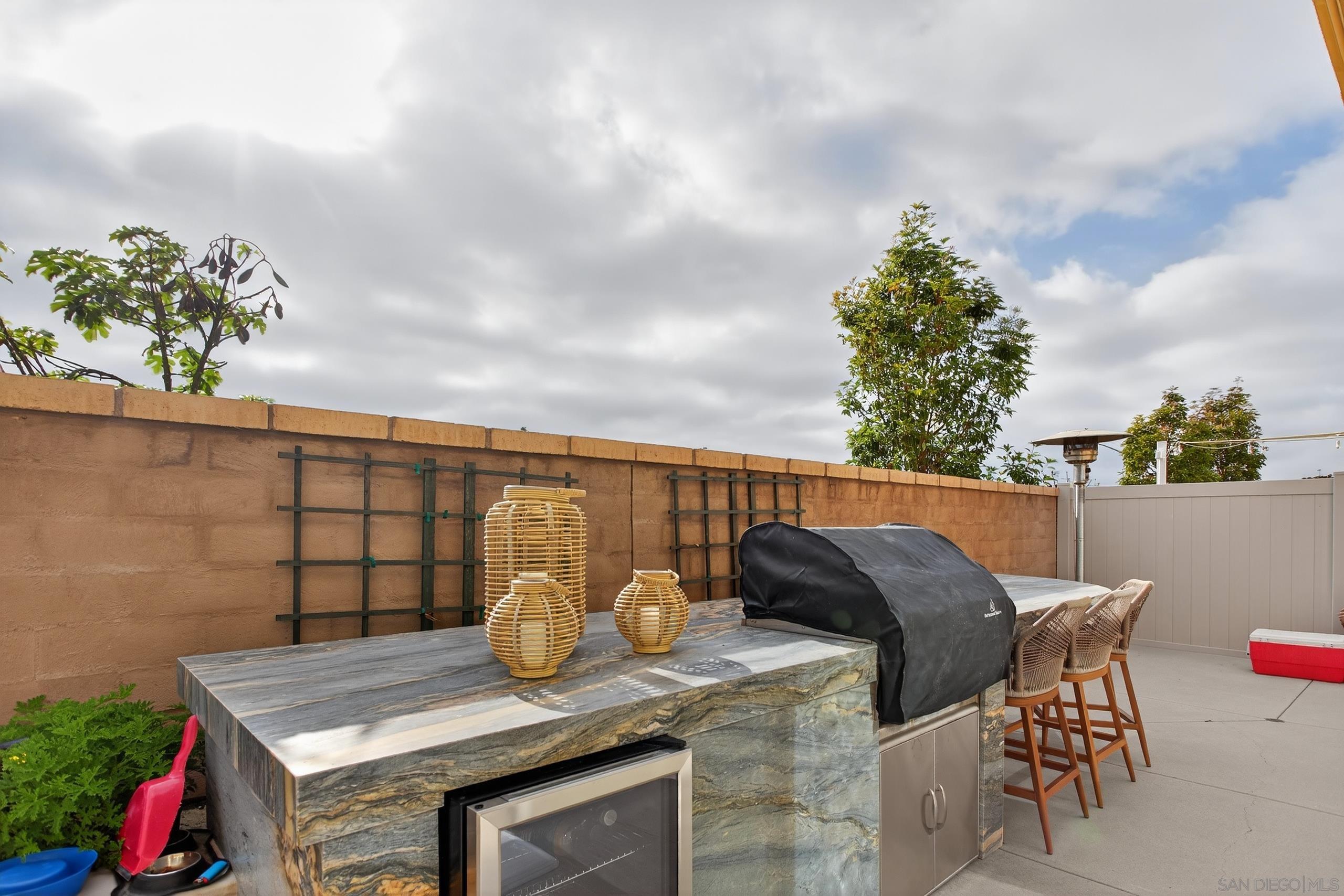 Detail Gallery Image 39 of 54 For 1733  Artemisia Ct, Carlsbad,  CA 92011 - 5 Beds | 4/1 Baths