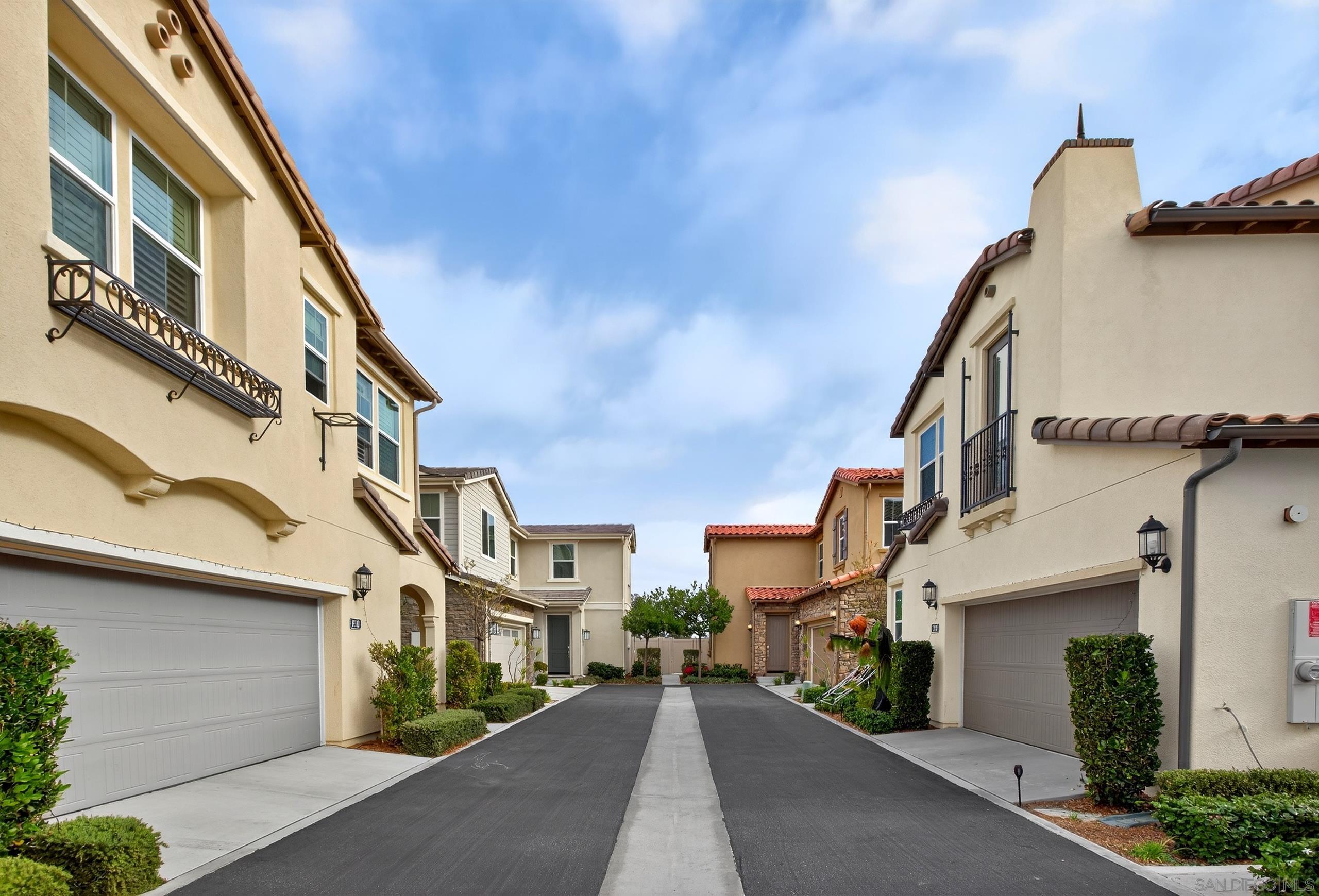 Detail Gallery Image 45 of 54 For 1733  Artemisia Ct, Carlsbad,  CA 92011 - 5 Beds | 4/1 Baths