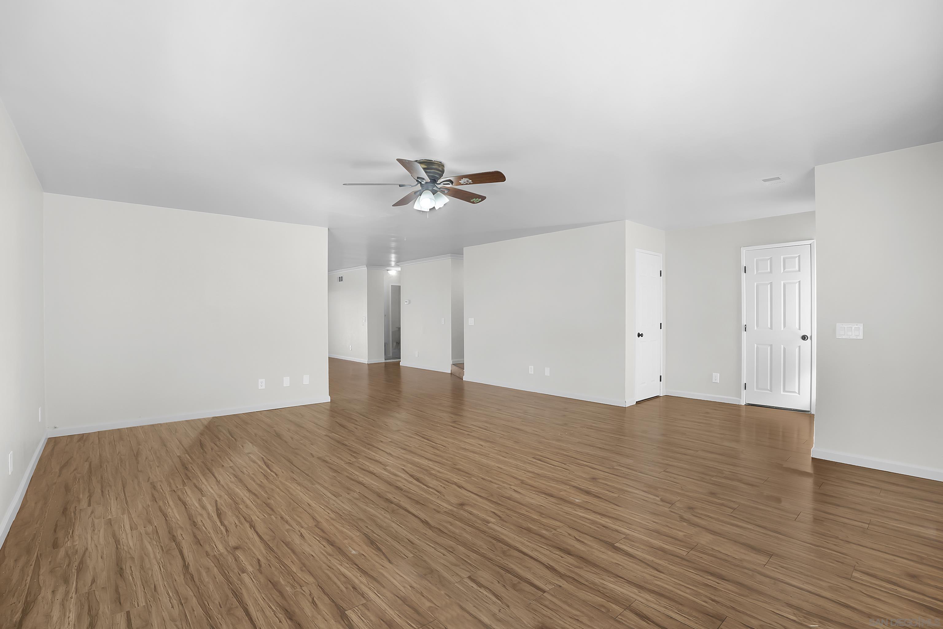 Detail Gallery Image 8 of 37 For 7742  Parma Ln, San Diego,  CA 92126 - 5 Beds | 3 Baths