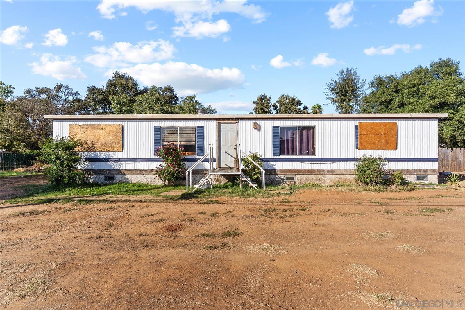 Front Image Thumbnail for SD250042030