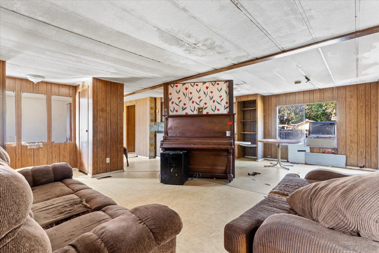 Detail Gallery Image 8 of 49 For 2174  Baldwin Ave, Palermo,  CA 95968 - 6 Beds | 2 Baths