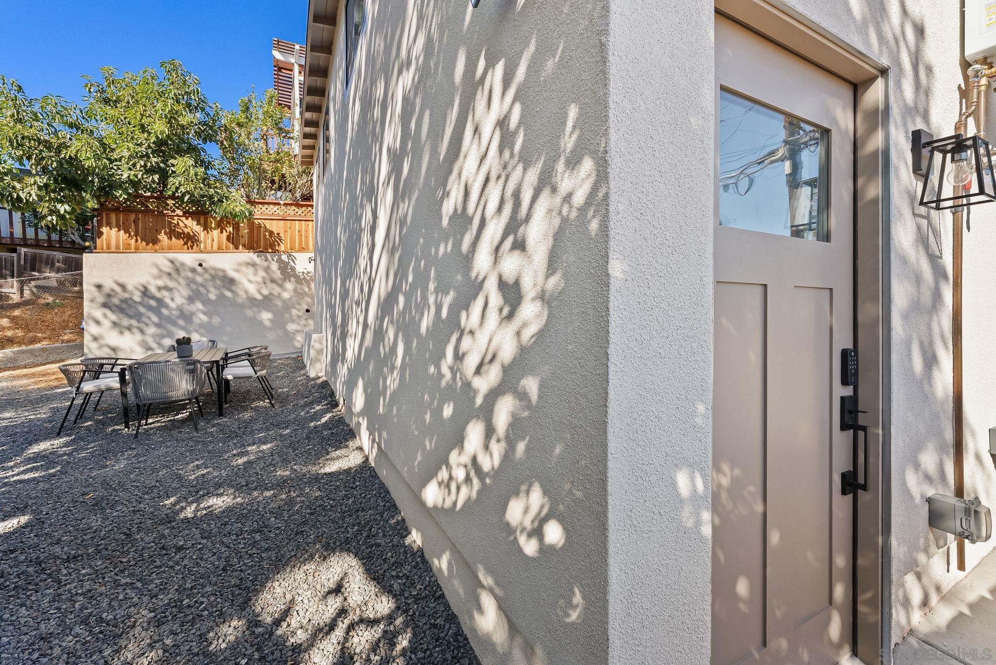 Detail Gallery Image 25 of 27 For 3678  Richmond St, San Diego,  CA 92103 - 3 Beds | 3 Baths