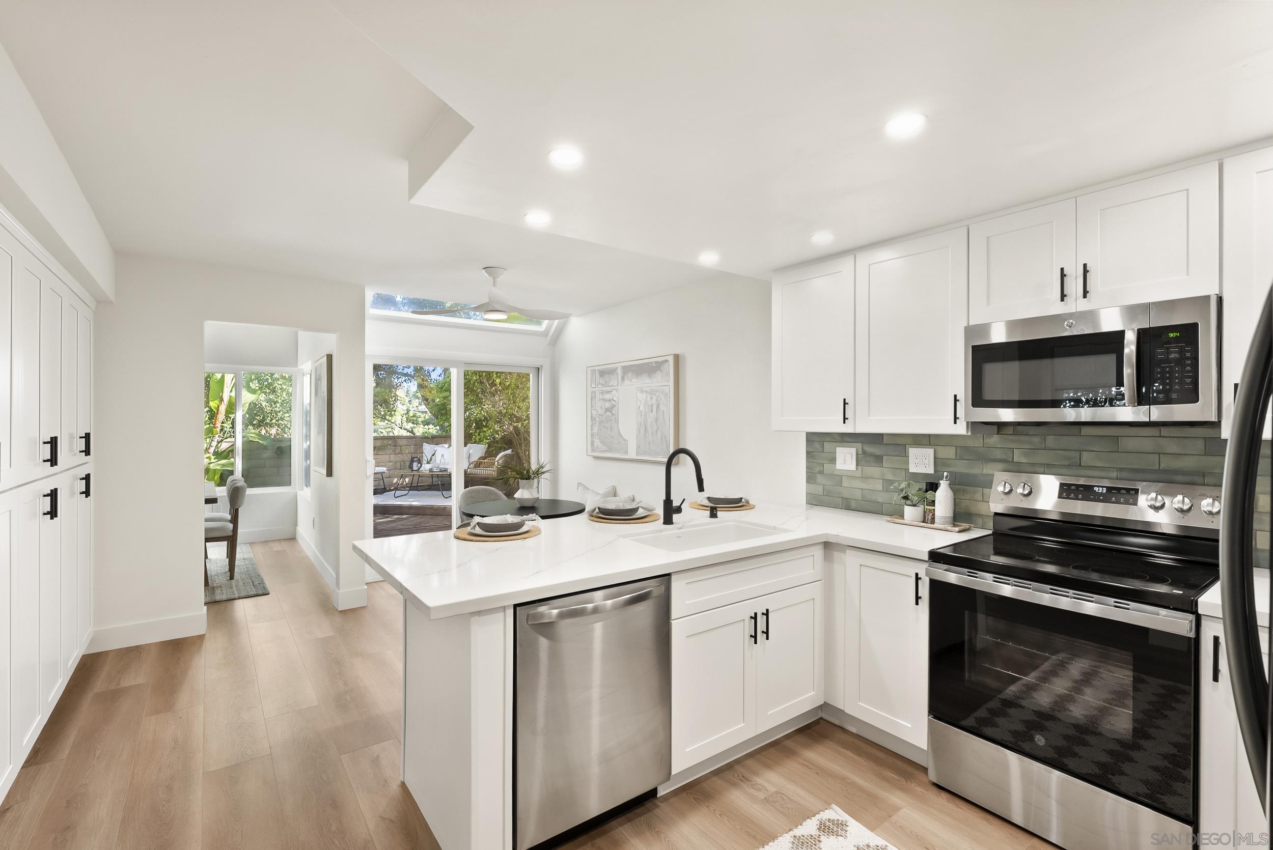 Detail Gallery Image 16 of 51 For 1666  Tennis Match Way, Encinitas,  CA 92024 - 3 Beds | 2/1 Baths