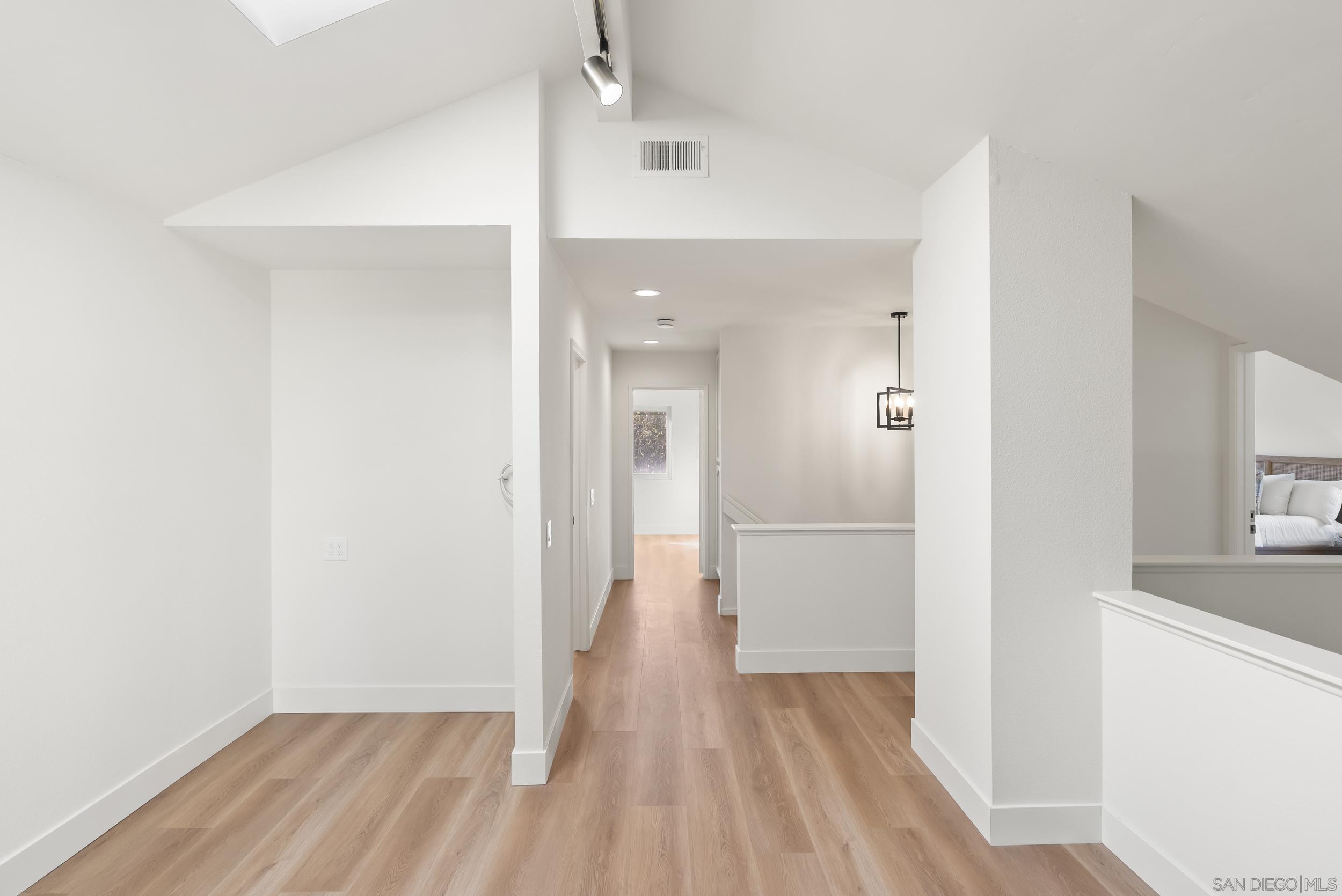 Detail Gallery Image 24 of 51 For 1666  Tennis Match Way, Encinitas,  CA 92024 - 3 Beds | 2/1 Baths