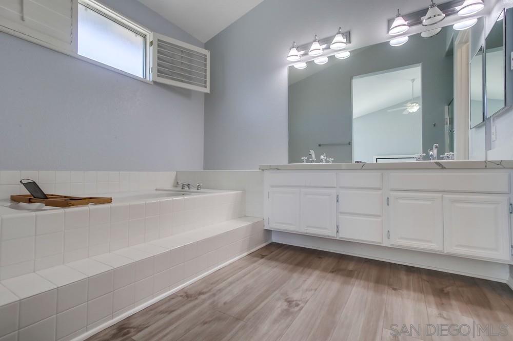 Detail Gallery Image 44 of 74 For 1365  Oak View Way, Escondido,  CA 92029 - 4 Beds | 2 Baths