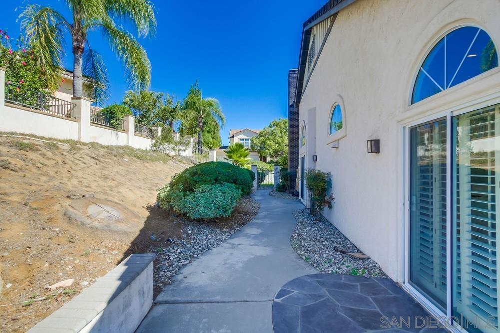 Detail Gallery Image 62 of 74 For 1365  Oak View Way, Escondido,  CA 92029 - 4 Beds | 2 Baths