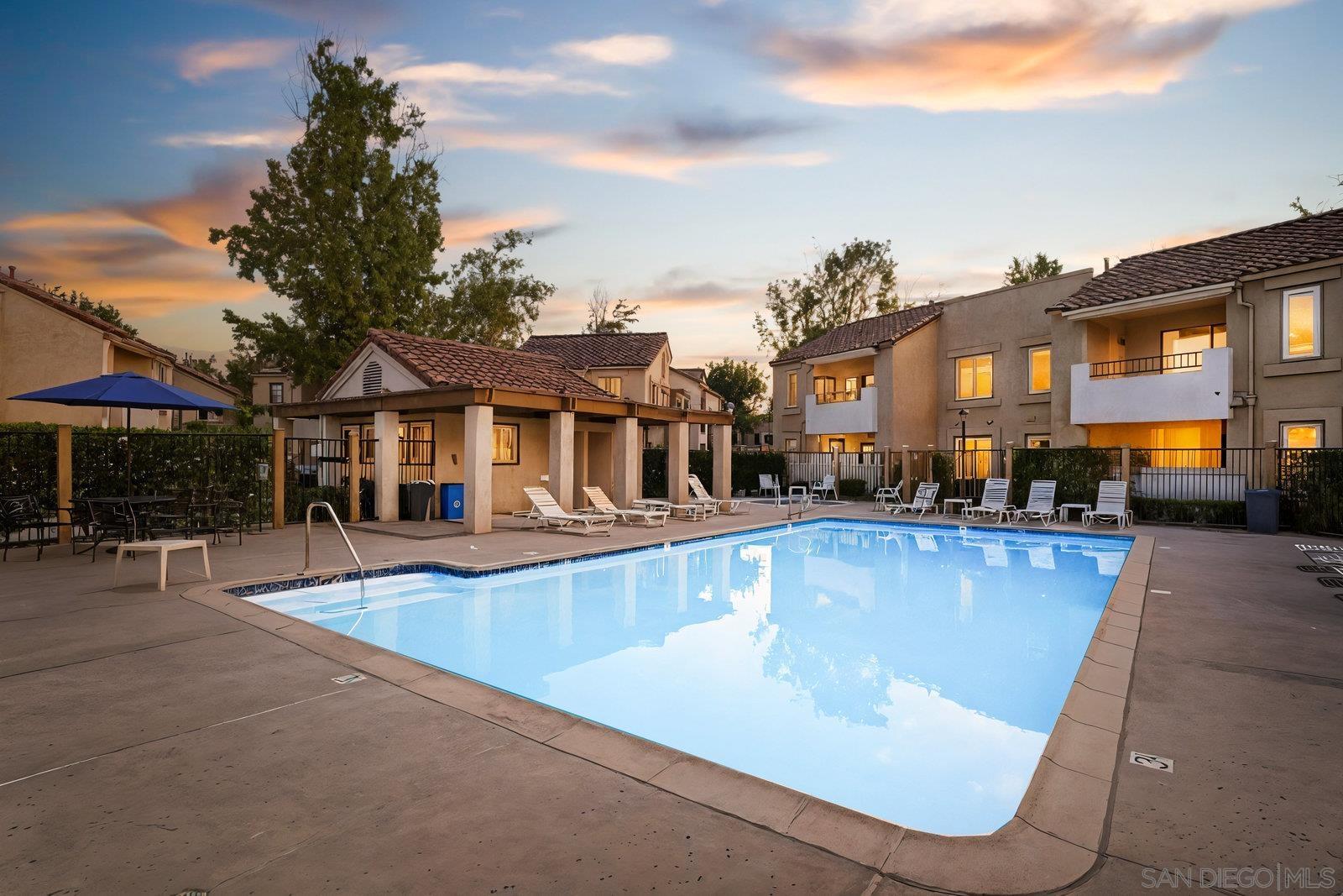 Detail Gallery Image 17 of 49 For 10668  Dabney Dr  #122,  San Diego,  CA 92126 - 1 Beds | 1 Baths