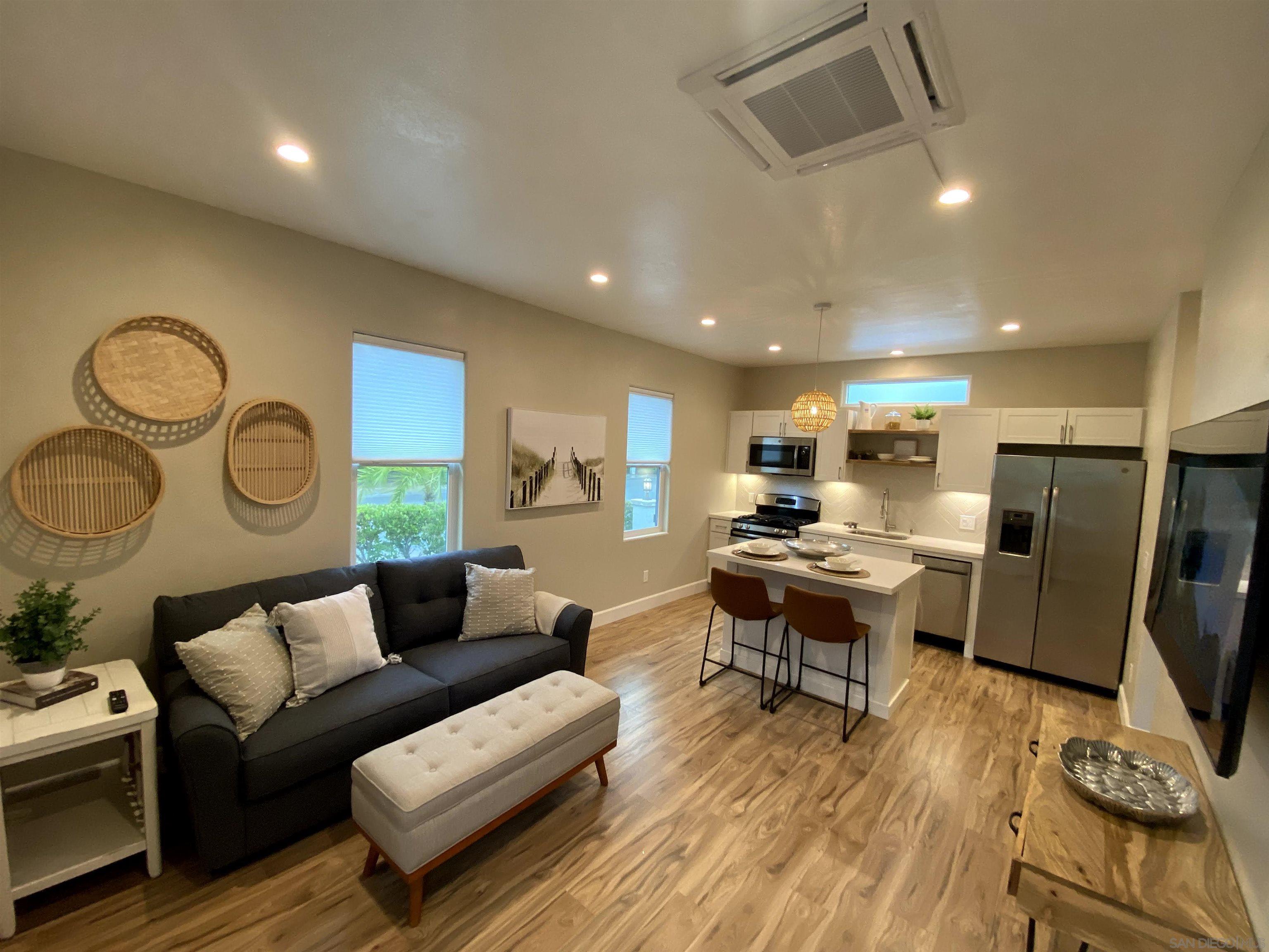 Detail Gallery Image 3 of 27 For 1774  Dove Lane, Carlsbad,  CA 92011 - 1 Beds | 1 Baths