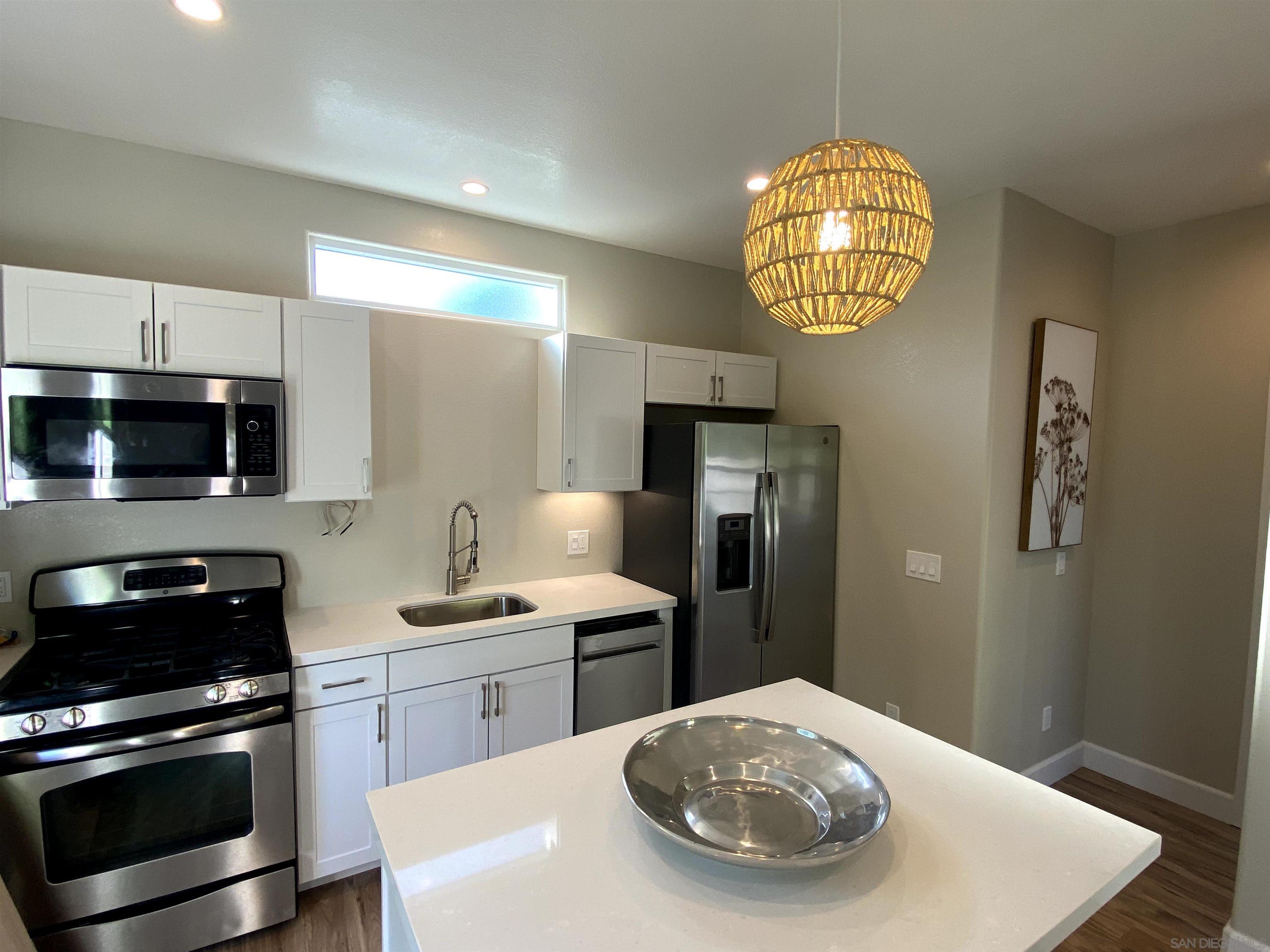 Detail Gallery Image 7 of 27 For 1774  Dove Lane, Carlsbad,  CA 92011 - 1 Beds | 1 Baths