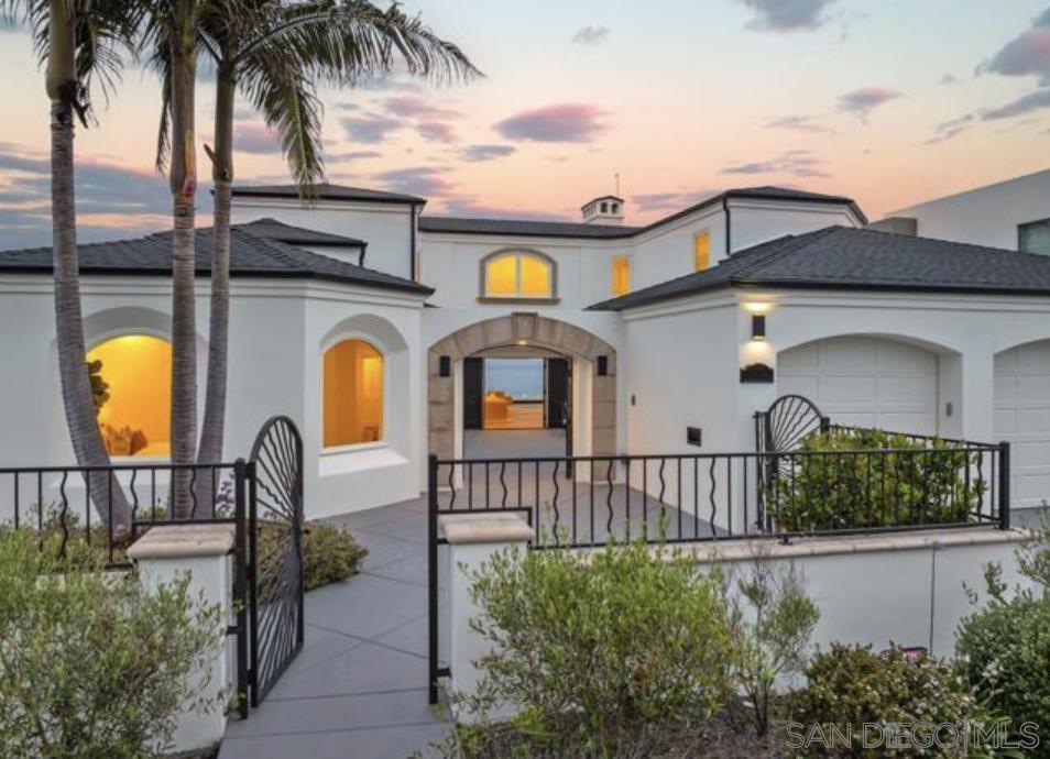 Detail Gallery Image 21 of 39 For 5366  Calumet Ave, La Jolla,  CA 92037 - 4 Beds | 5 Baths