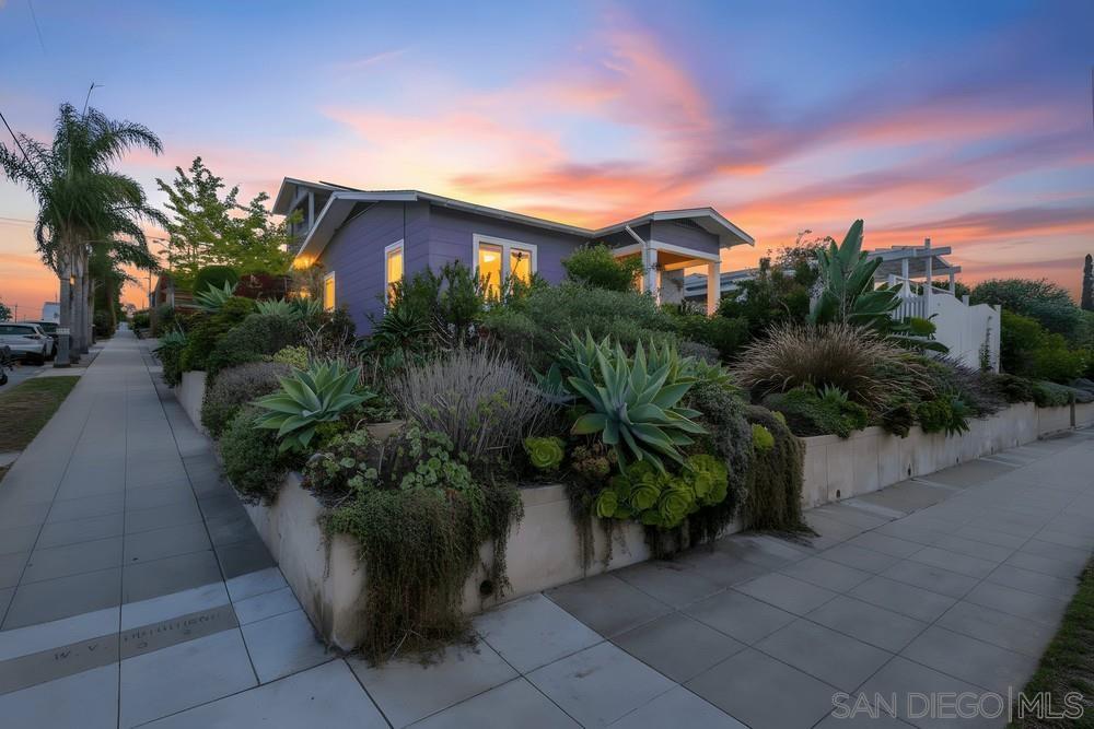 Front Image Thumbnail for SD250042066