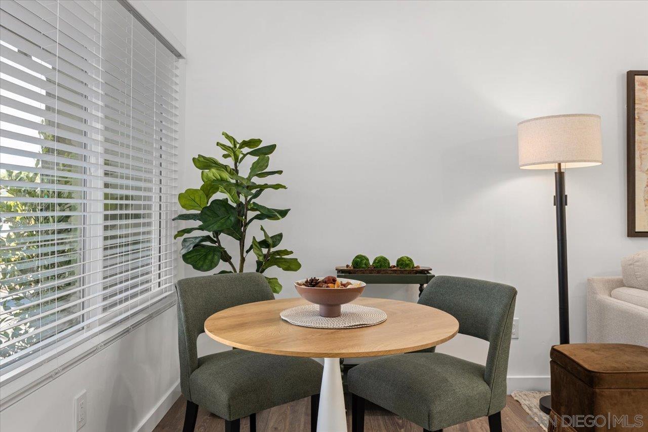 Detail Gallery Image 6 of 32 For 4617  Westridge Dr, Oceanside,  CA 92056 - 2 Beds | 1 Baths