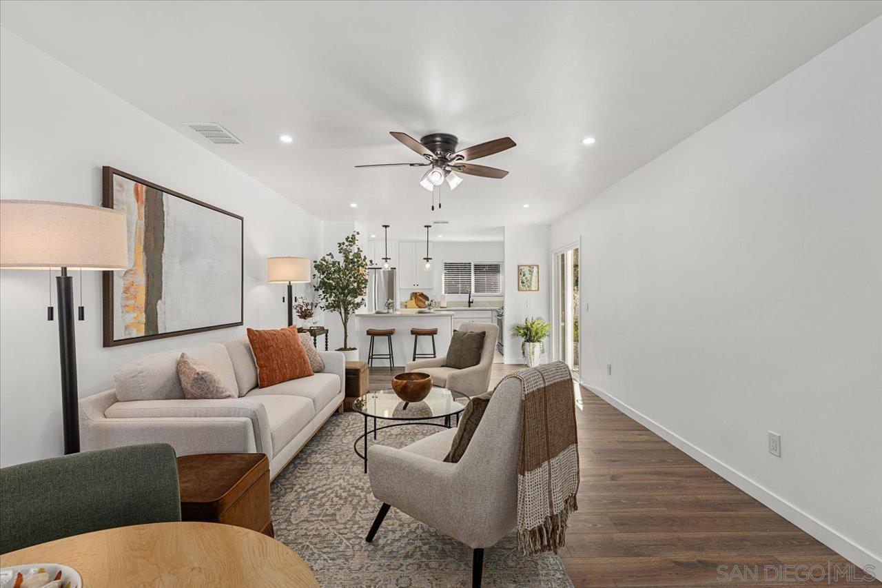 Detail Gallery Image 7 of 32 For 4617  Westridge Dr, Oceanside,  CA 92056 - 2 Beds | 1 Baths